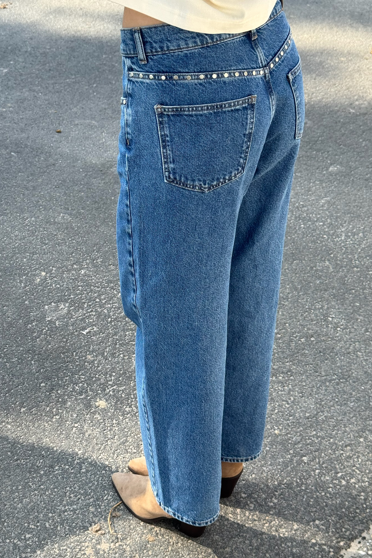 oh-april-jutta-denim-pants-mid-blue-jeans image 2