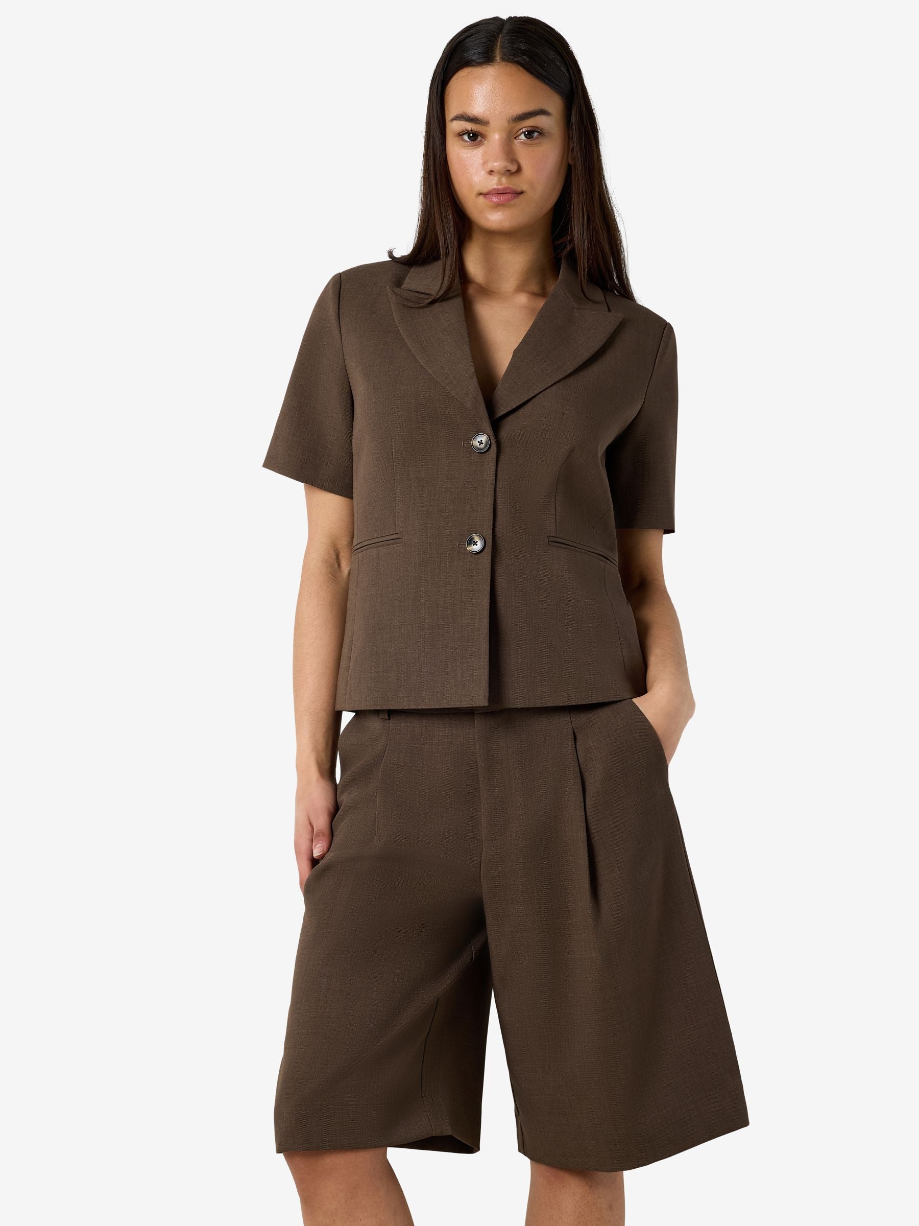 noisy-may-blazer-damen-kurzarm-tailliert-revers image 3
