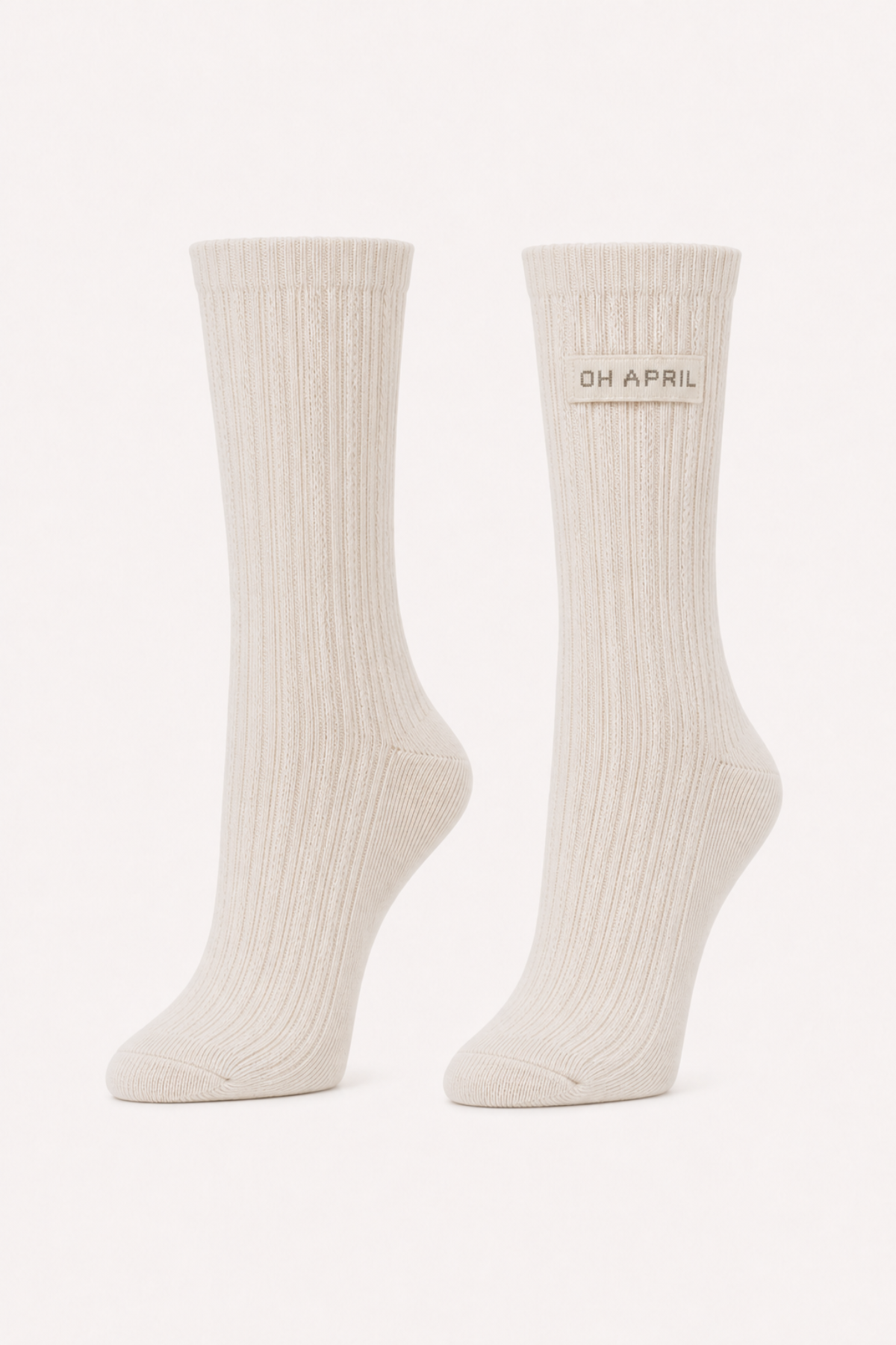 oh-april-stricksocken-off-white-socken-zopfmuster image 1