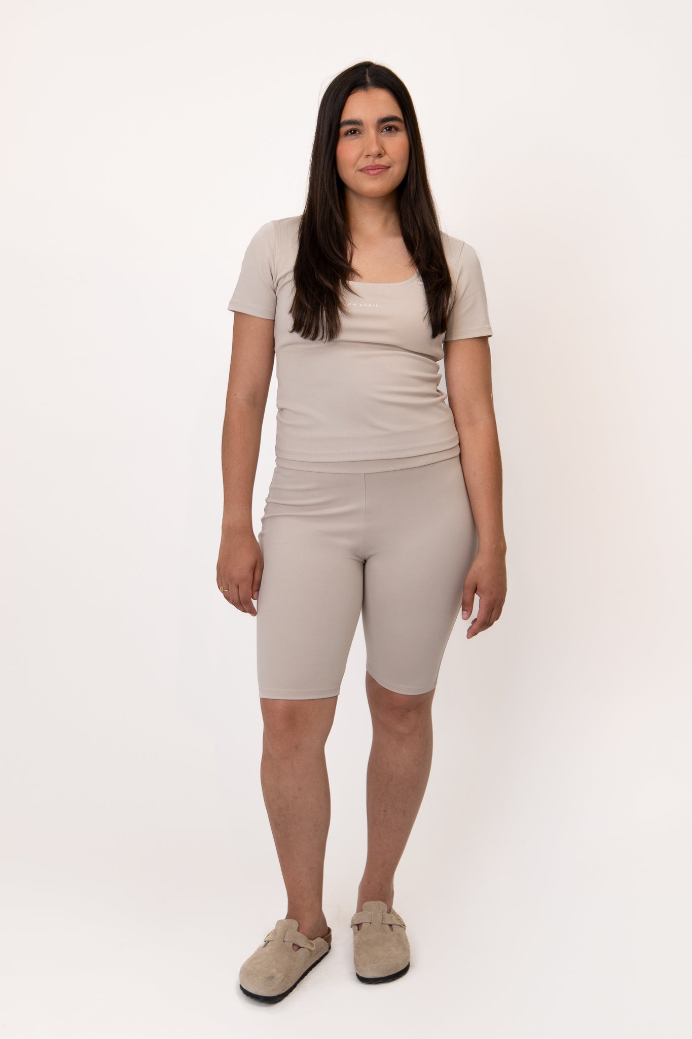 oh-april-kalina-slim-fit-t-shirt-taupe-lyocell image 2