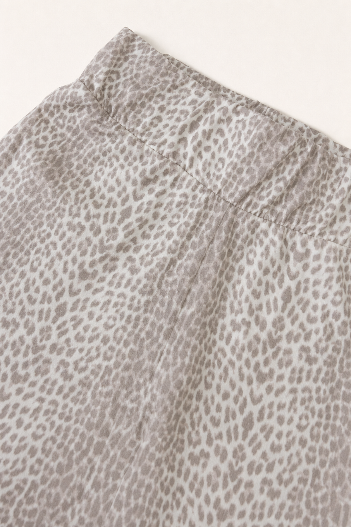 oh-april-rita-cropped-leggings-micro-leo-beige-7-8 image 5