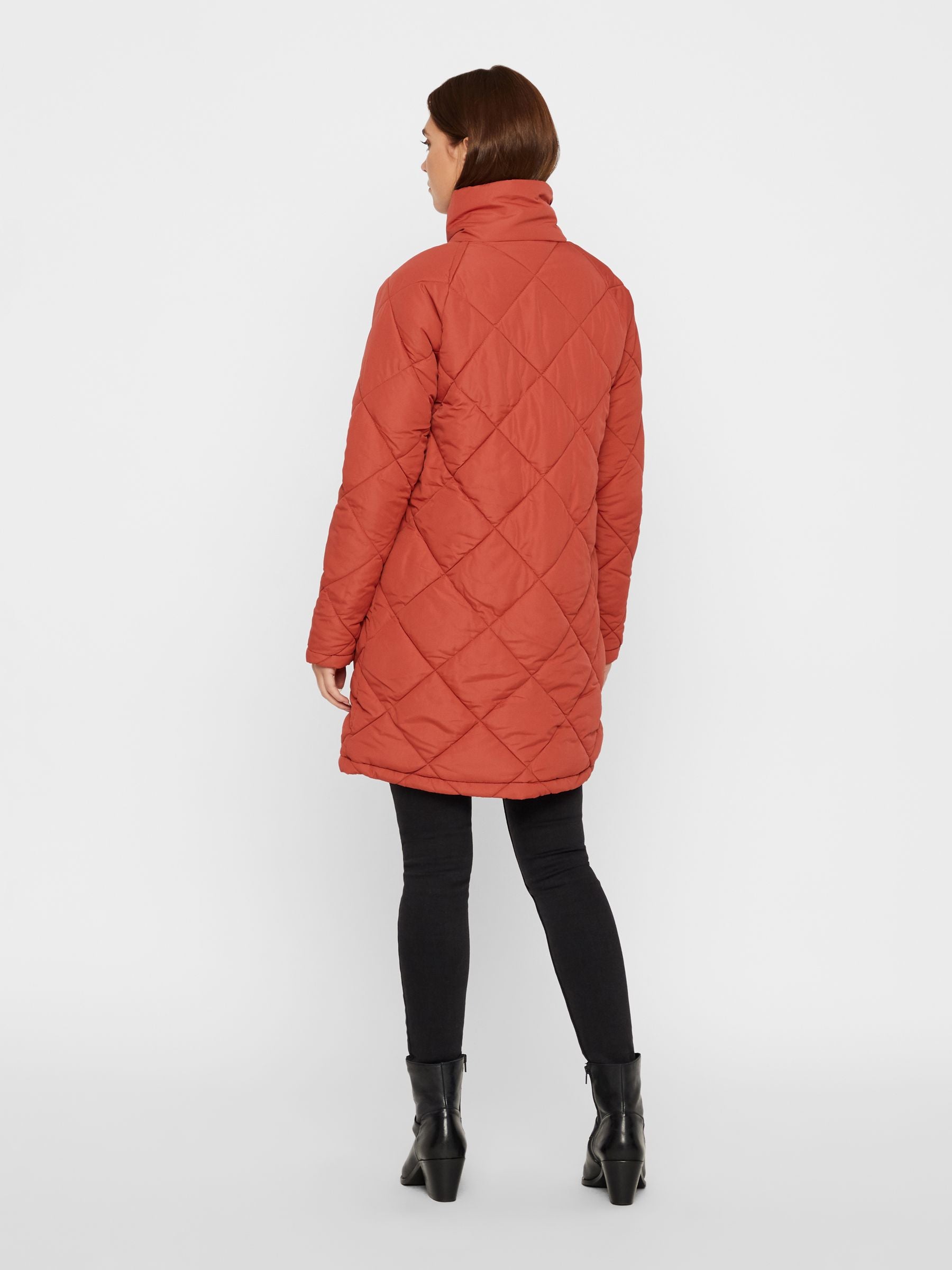 noisy-may-vadderad-jacka-steppjacke-mit-rei-verschluss image 3
