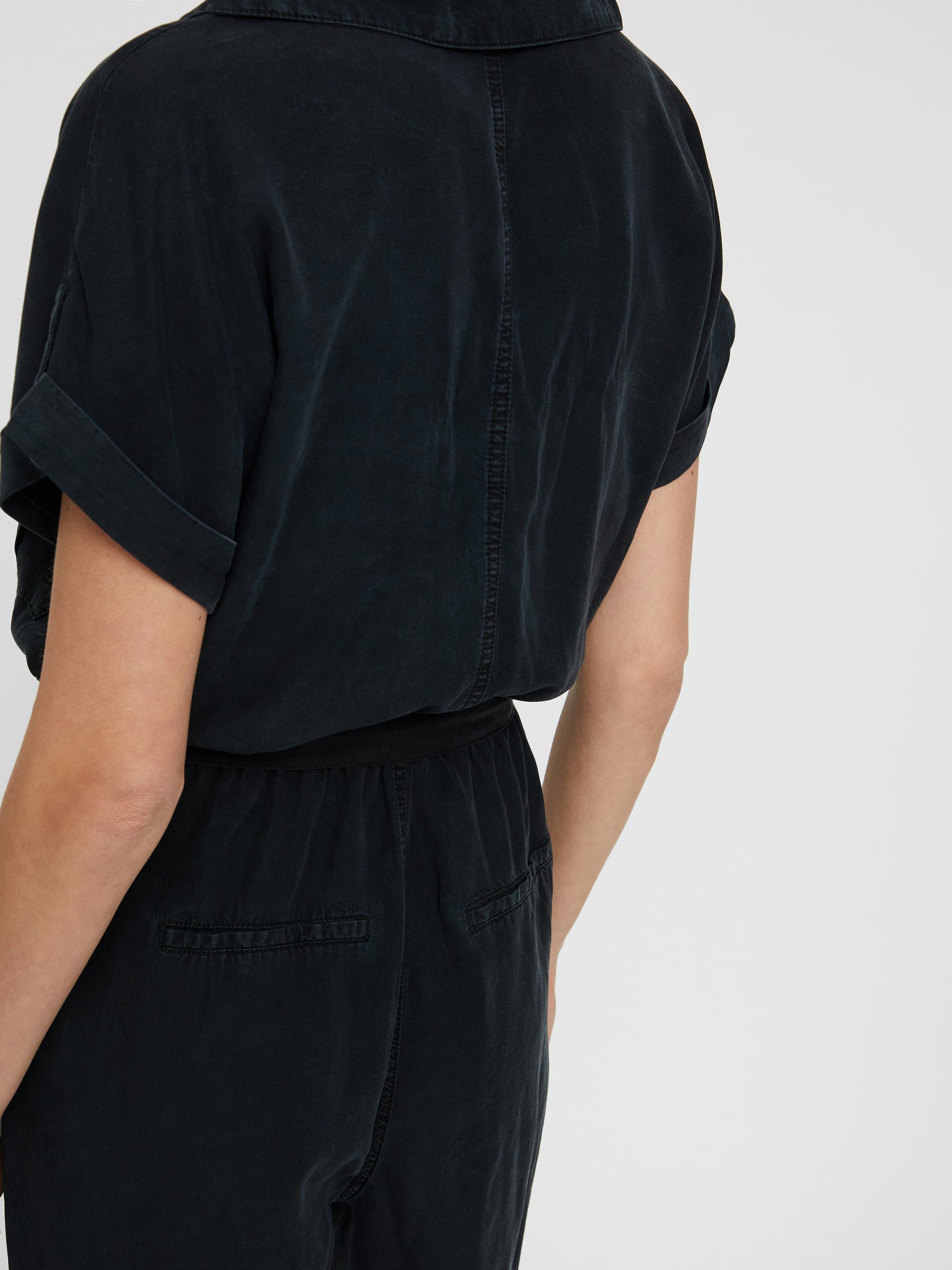 noisy-may-jumpsuit-kurzarm-schwarz-mit-g-rtel image 6