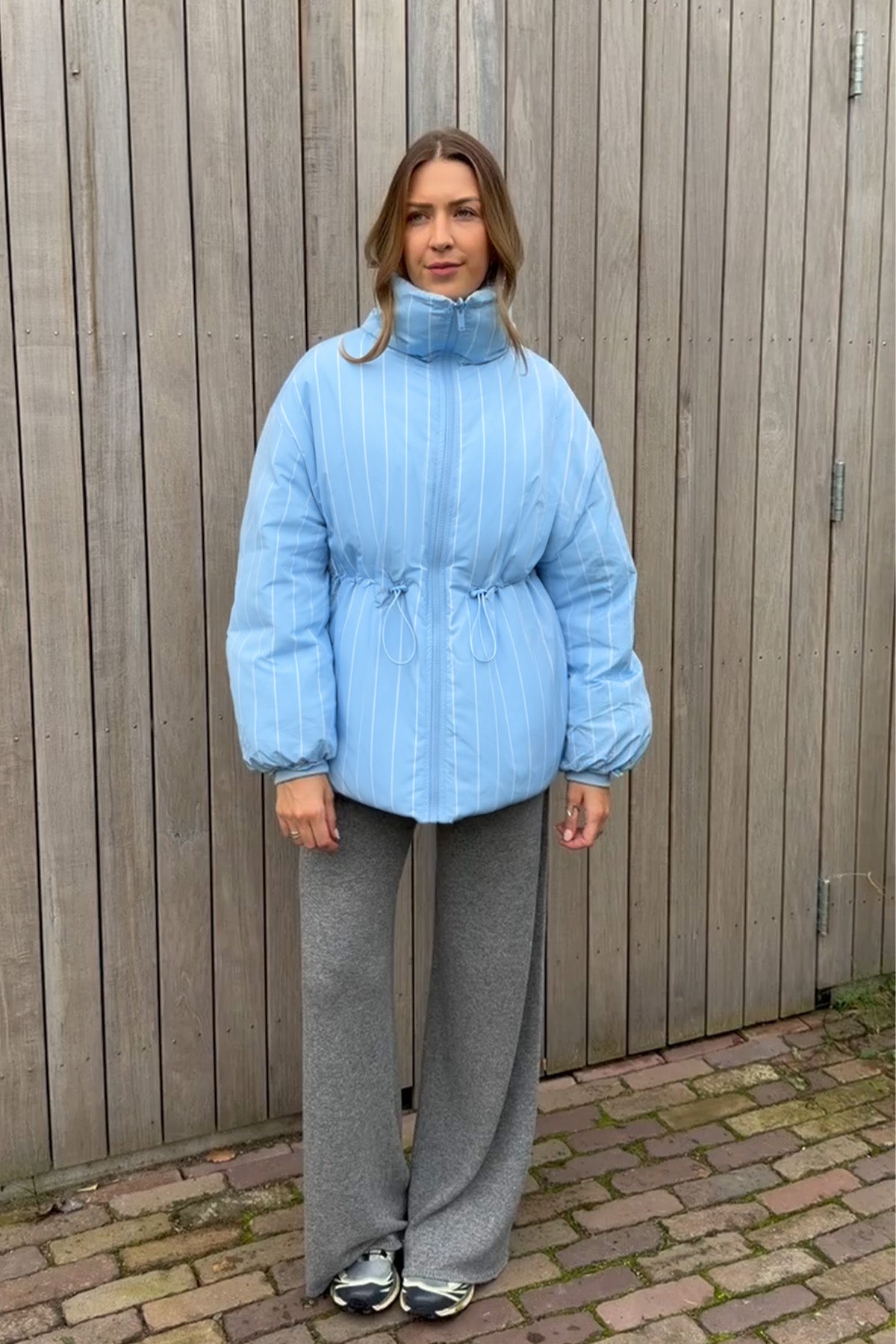 oh-april-wendbare-puffer-jacket-sky-blue-recycelt image 5