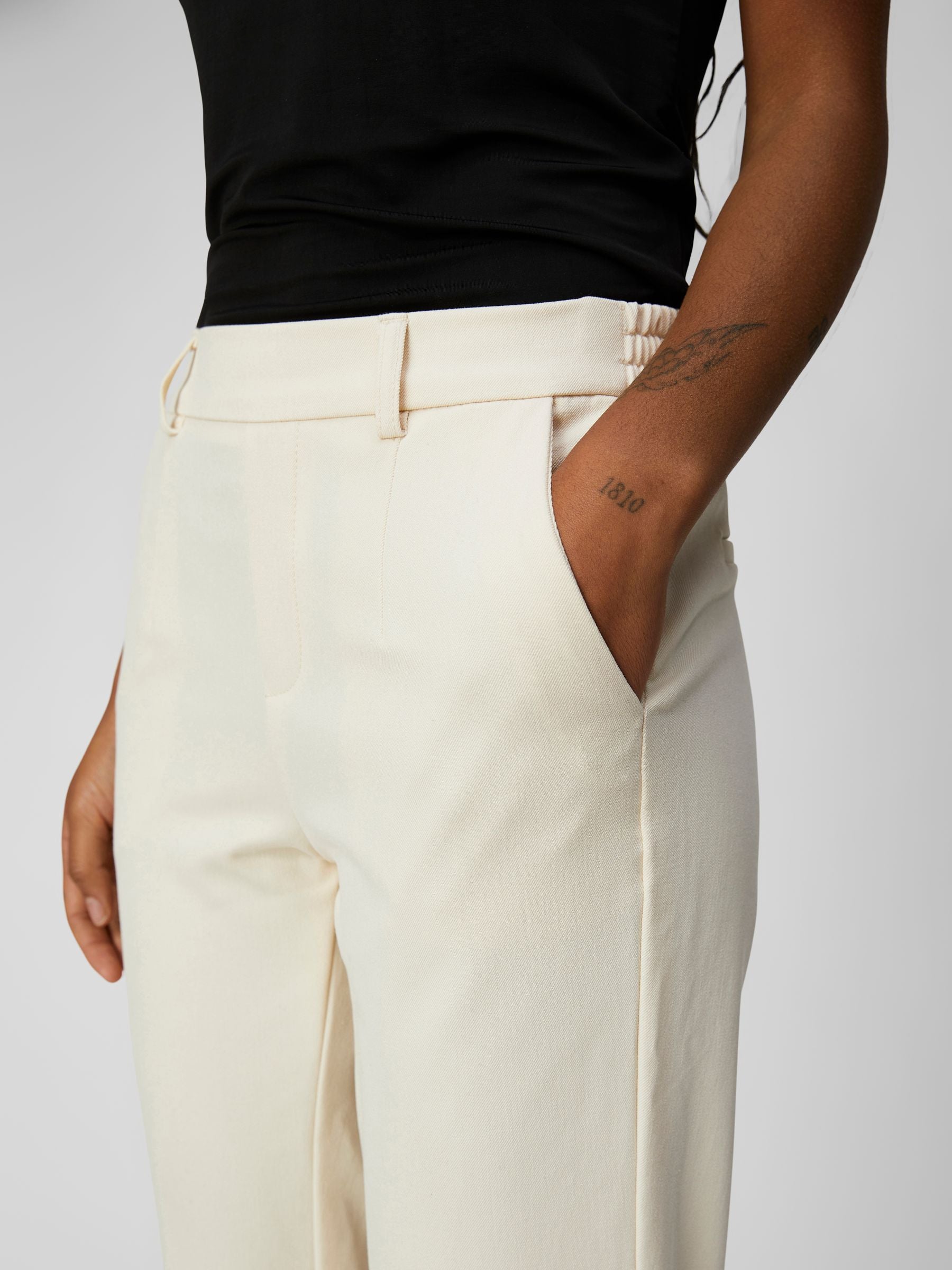 object-objlisa-slim-cropped-stoffhose-mid-waist-stretch image 6