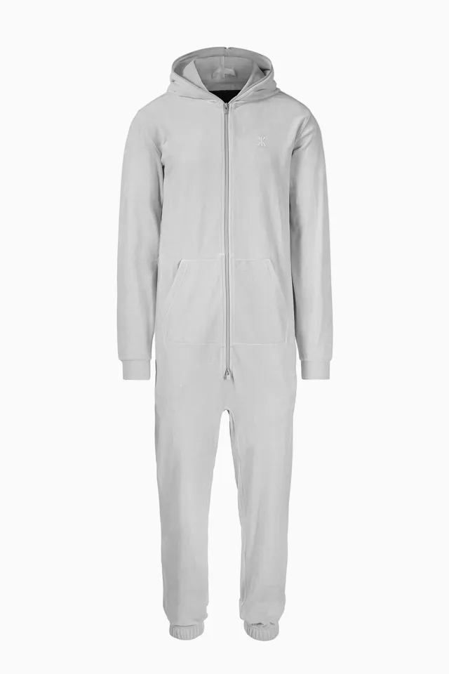 onepiece-original-velvet-jumpsuit-hellgrau-samt image 1