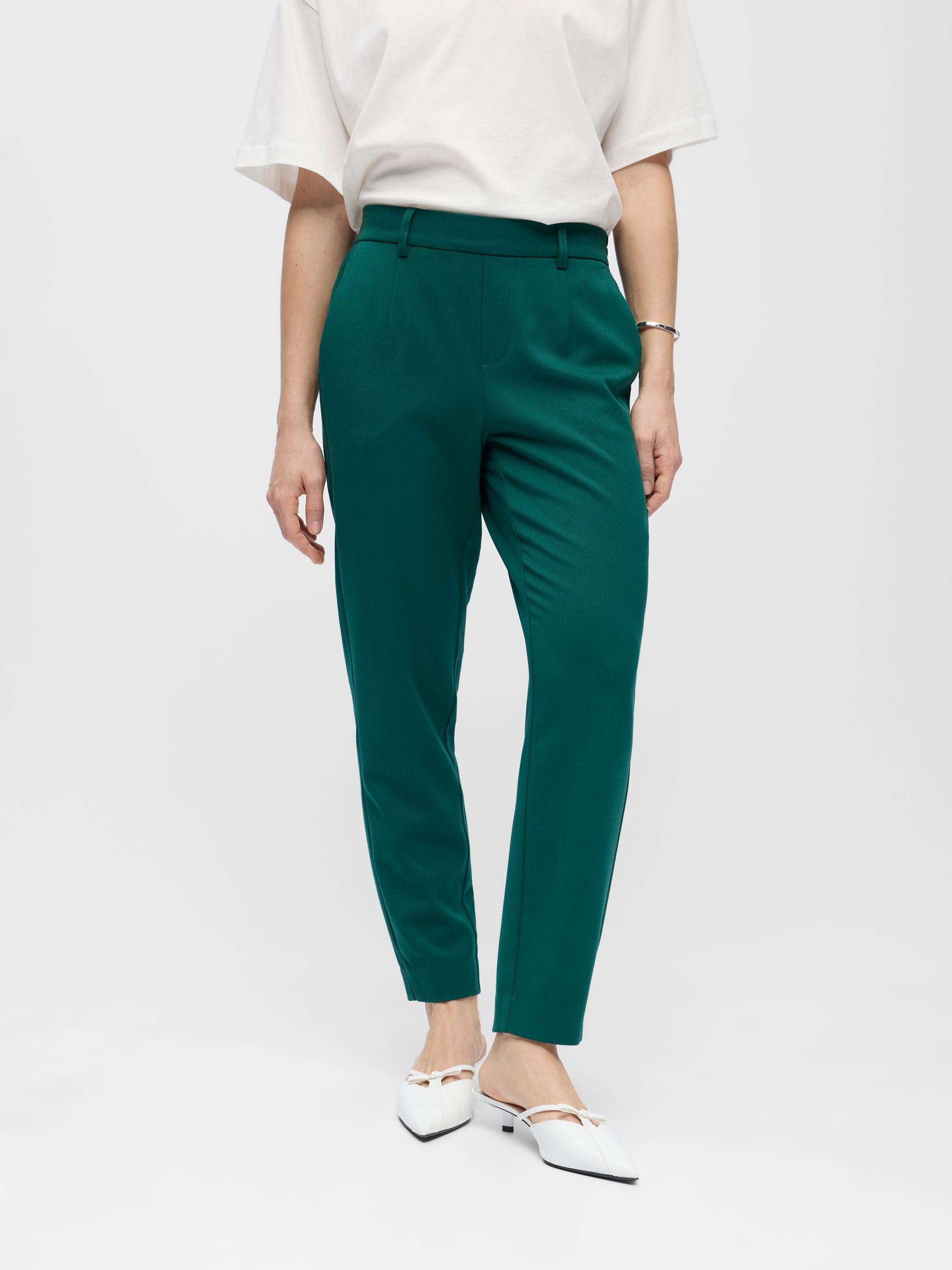object-objlisa-hose-cropped-slim-fit-stretch-2 image 2