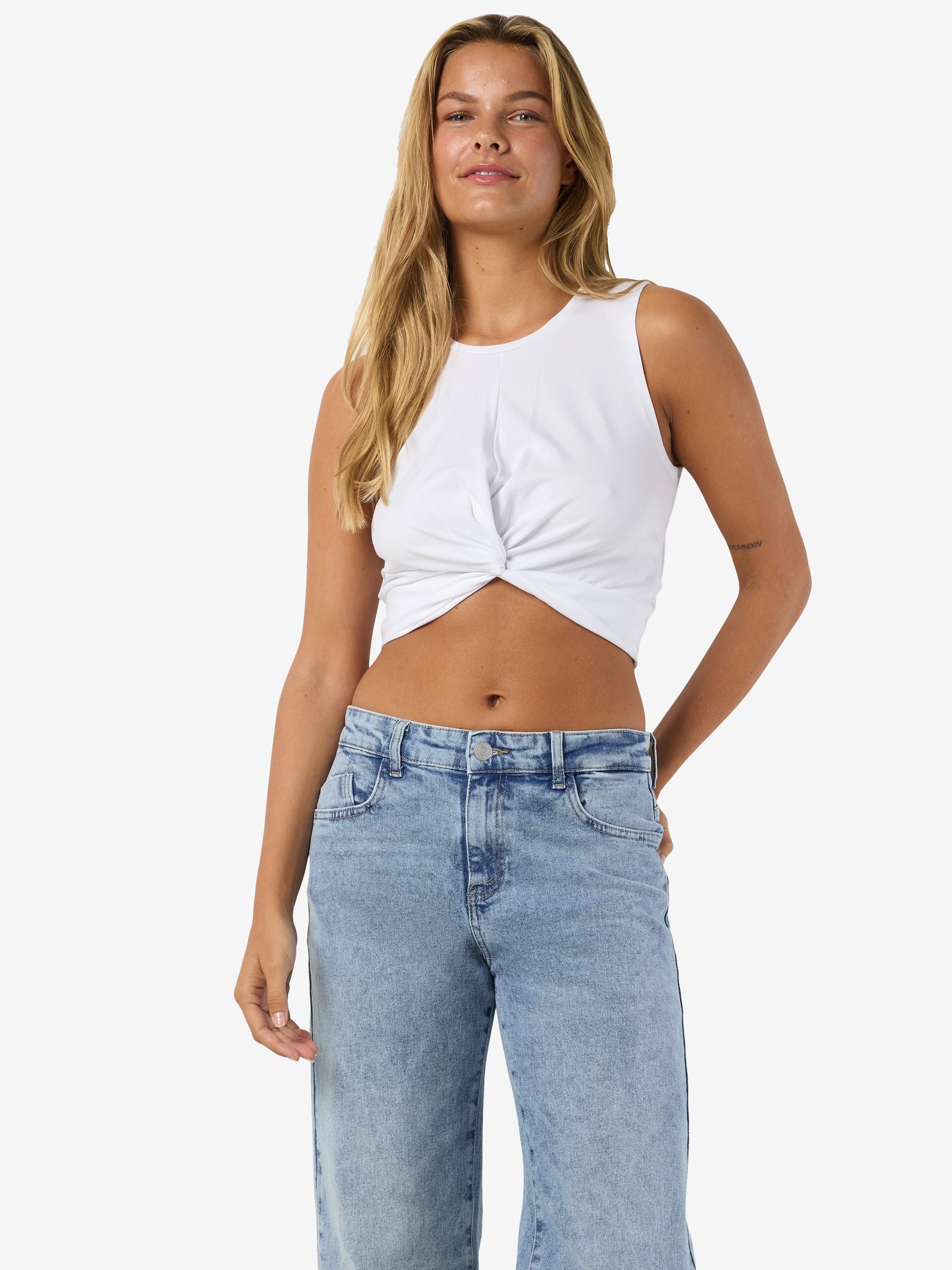 noisy-may-cropped-top-rmelloses-top-mit-knoten image 3