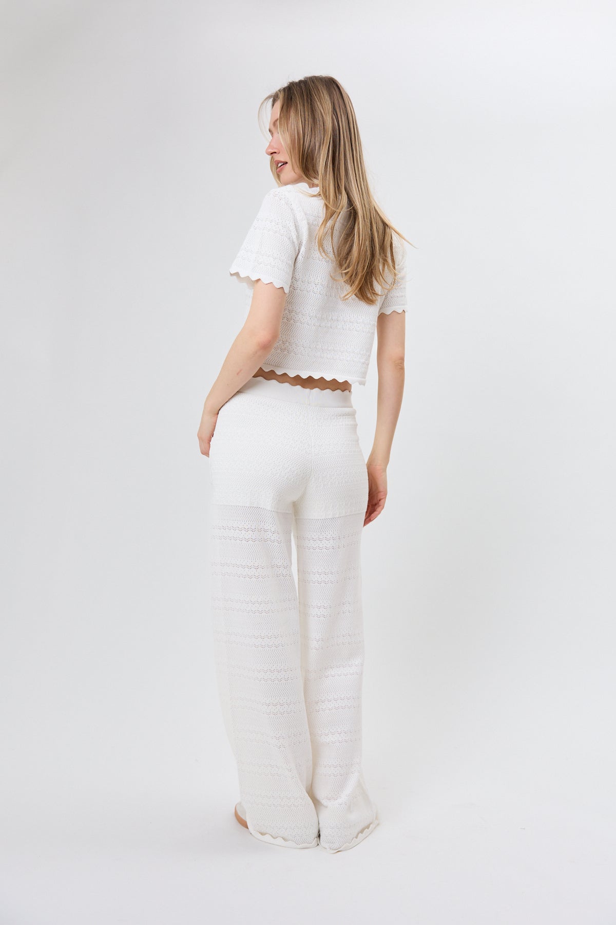 oh-april-serin-knit-t-shirt-shirt-off-white-slim-fit image 5