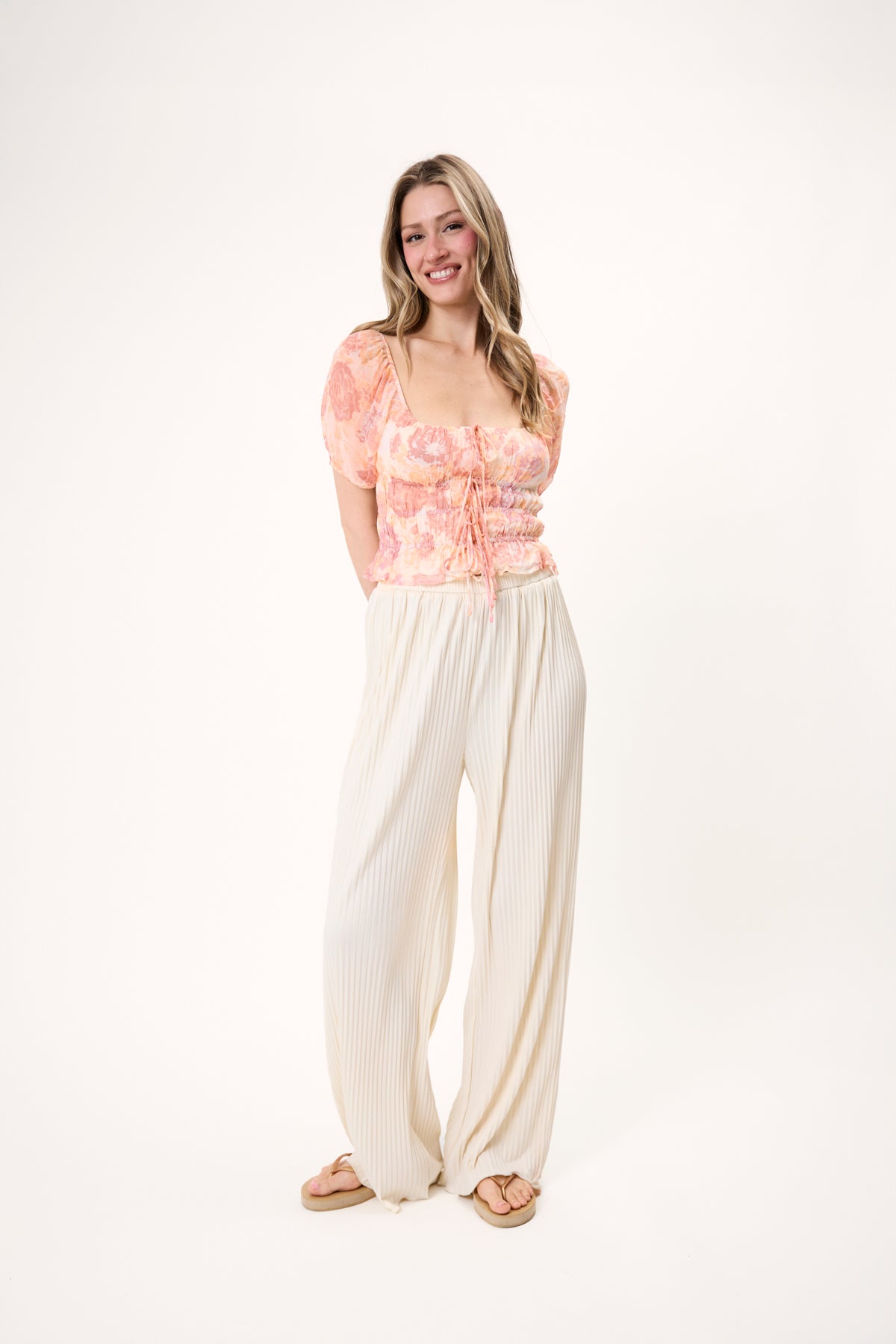 oh-april-kiera-plissee-pants-hose-beige-plissee image 3