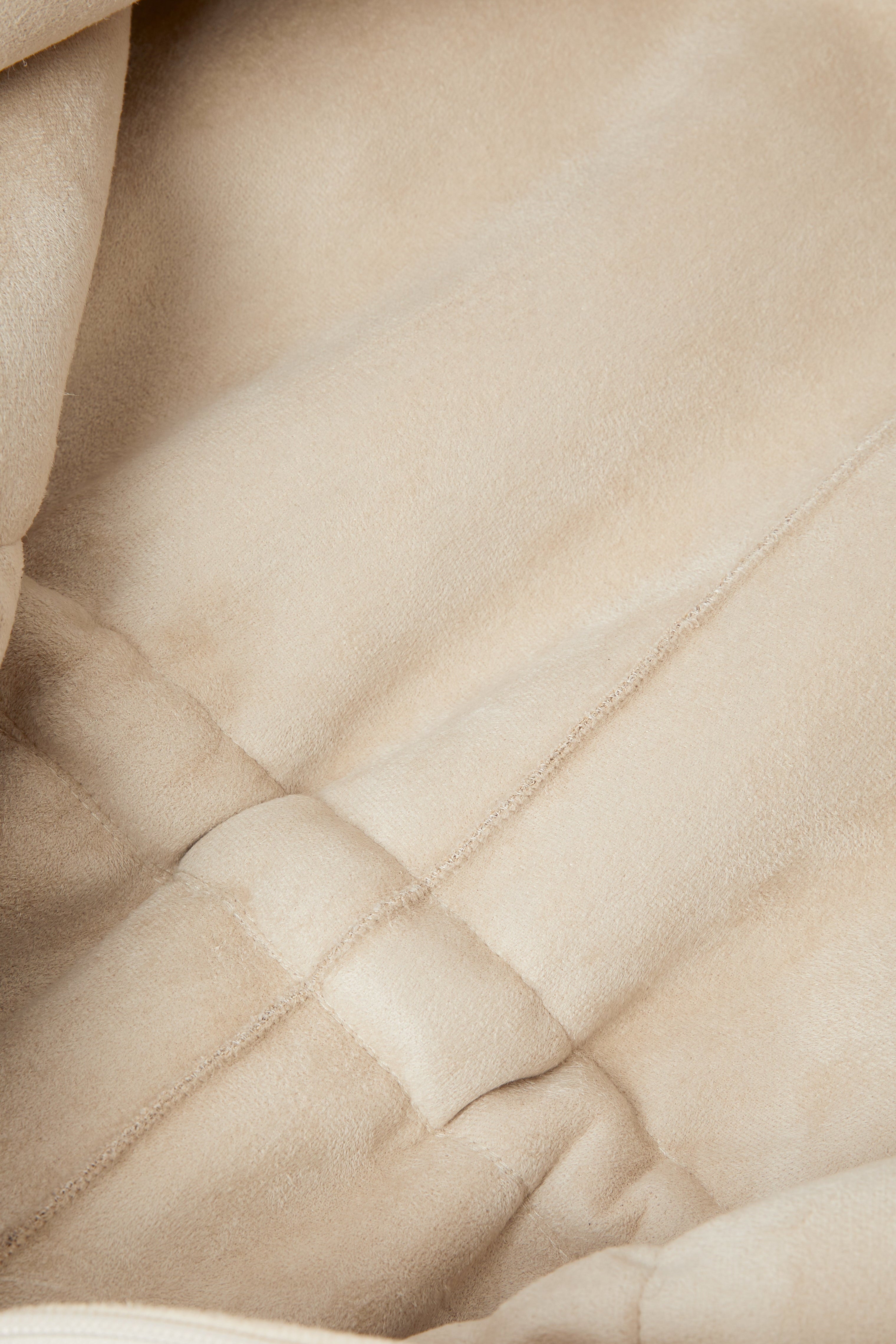 onepiece-the-housewife-jumpsuit-overall-beige-kunstfell-damen image 3