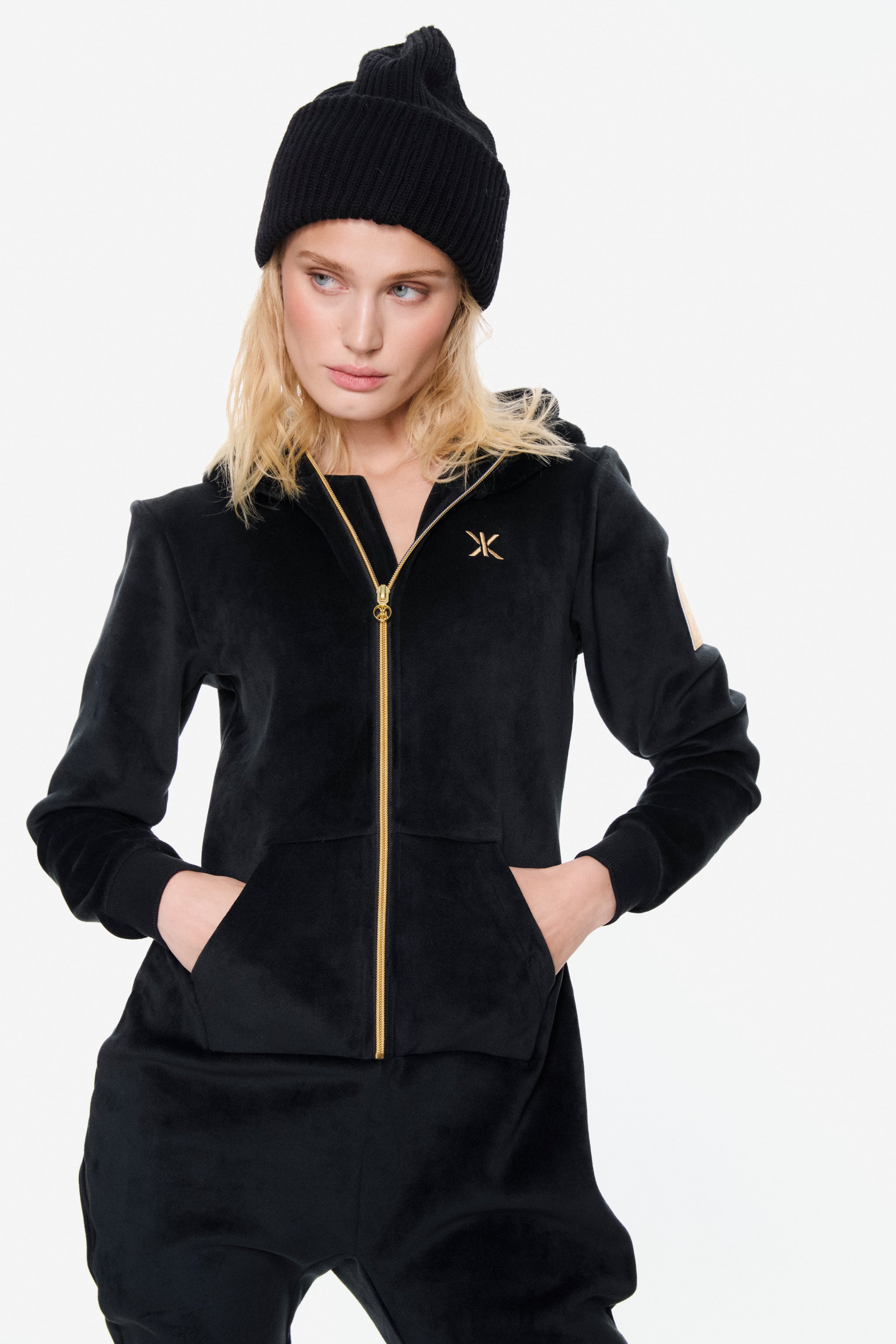 onepiece-alps-soft-velvet-fitted-jumpsuit-schwarz image 4