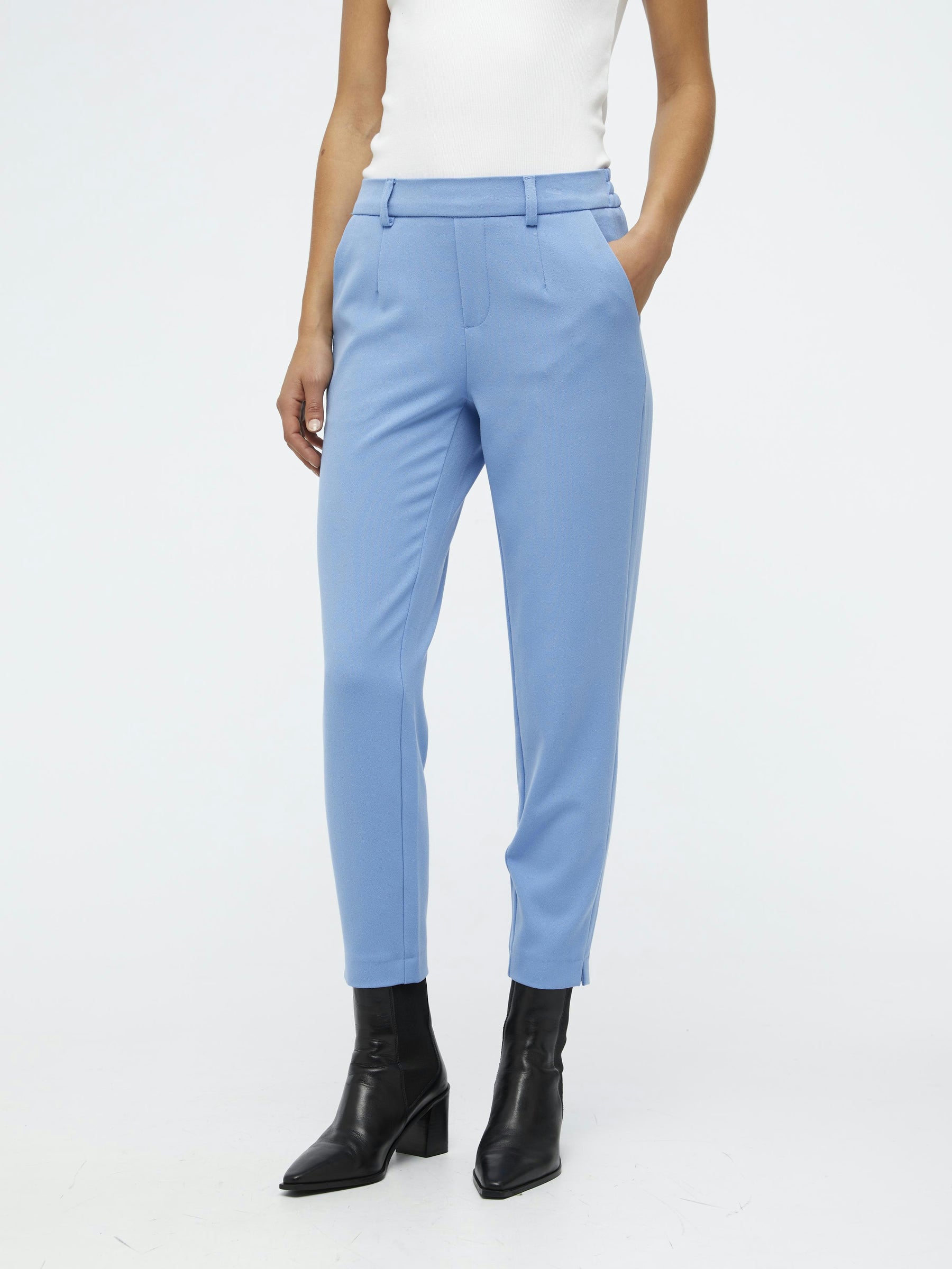 object-objlisa-slim-stoffhose-cropped-mit-bundfalten-5 image 2