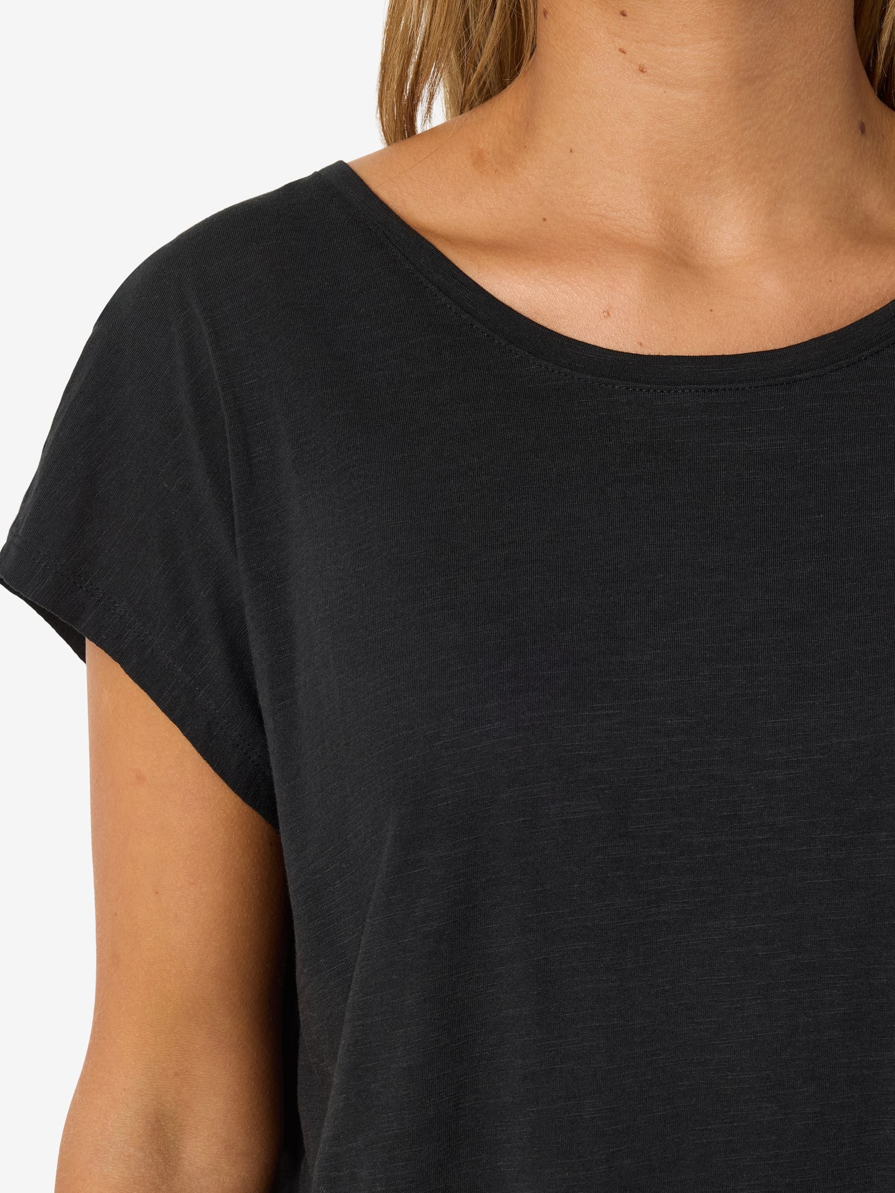 noisy-may-mathilde-shirt-damen-oversize-bio-baumwolle image 6