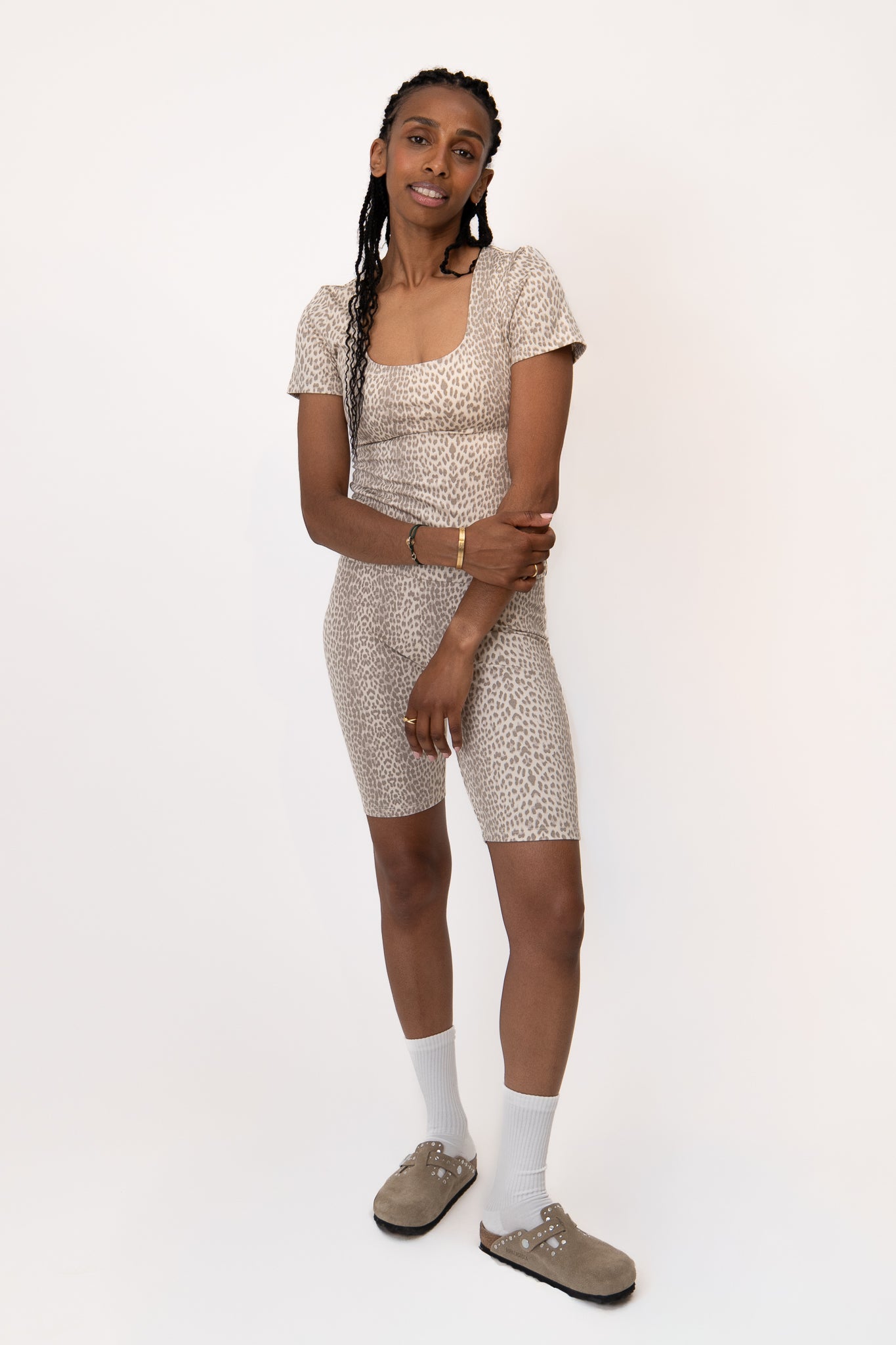 oh-april-roxie-bike-shorts-micro-leo-beige-lyocell image 3