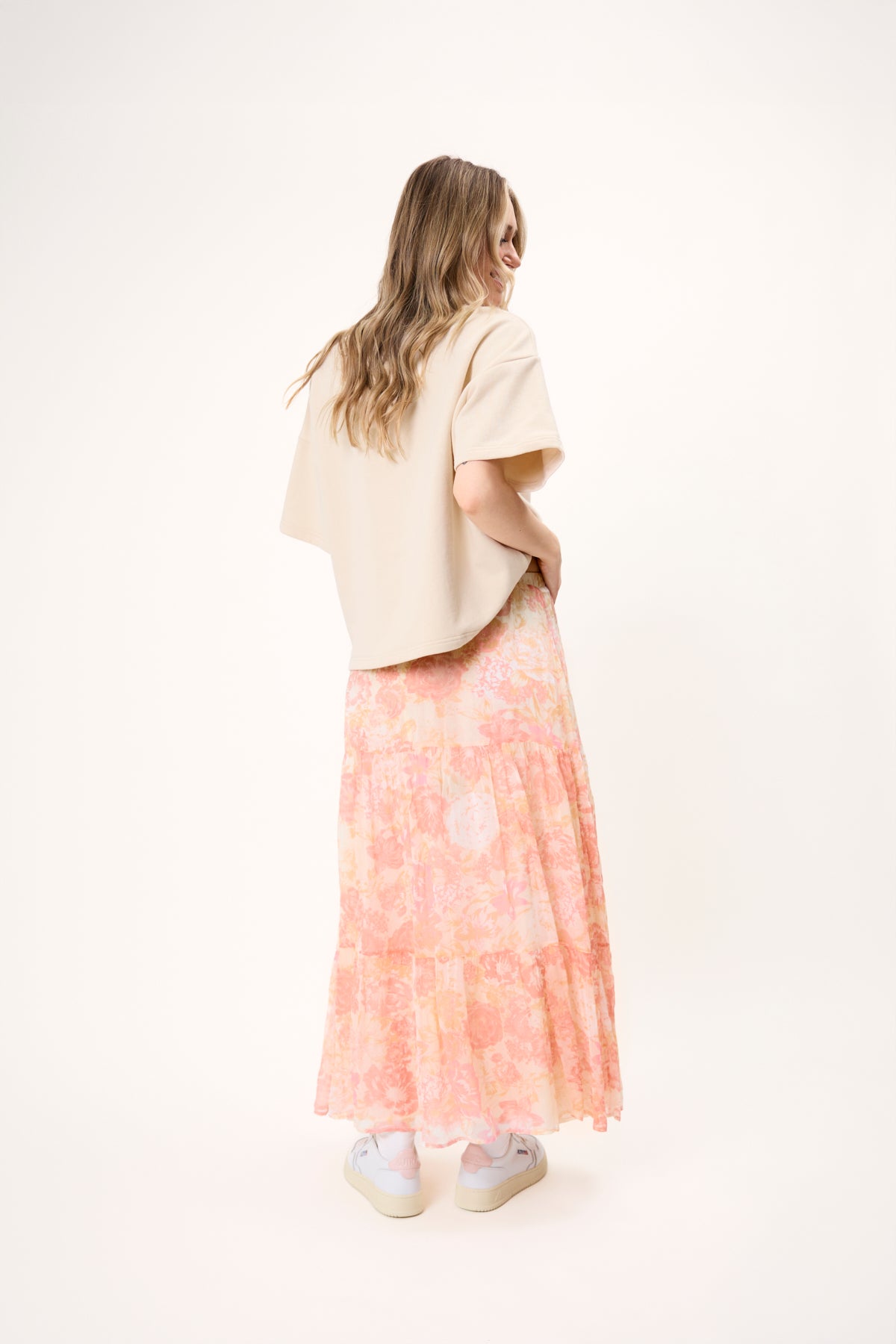 oh-april-karo-short-sleeve-sweater-beige-oversized image 6