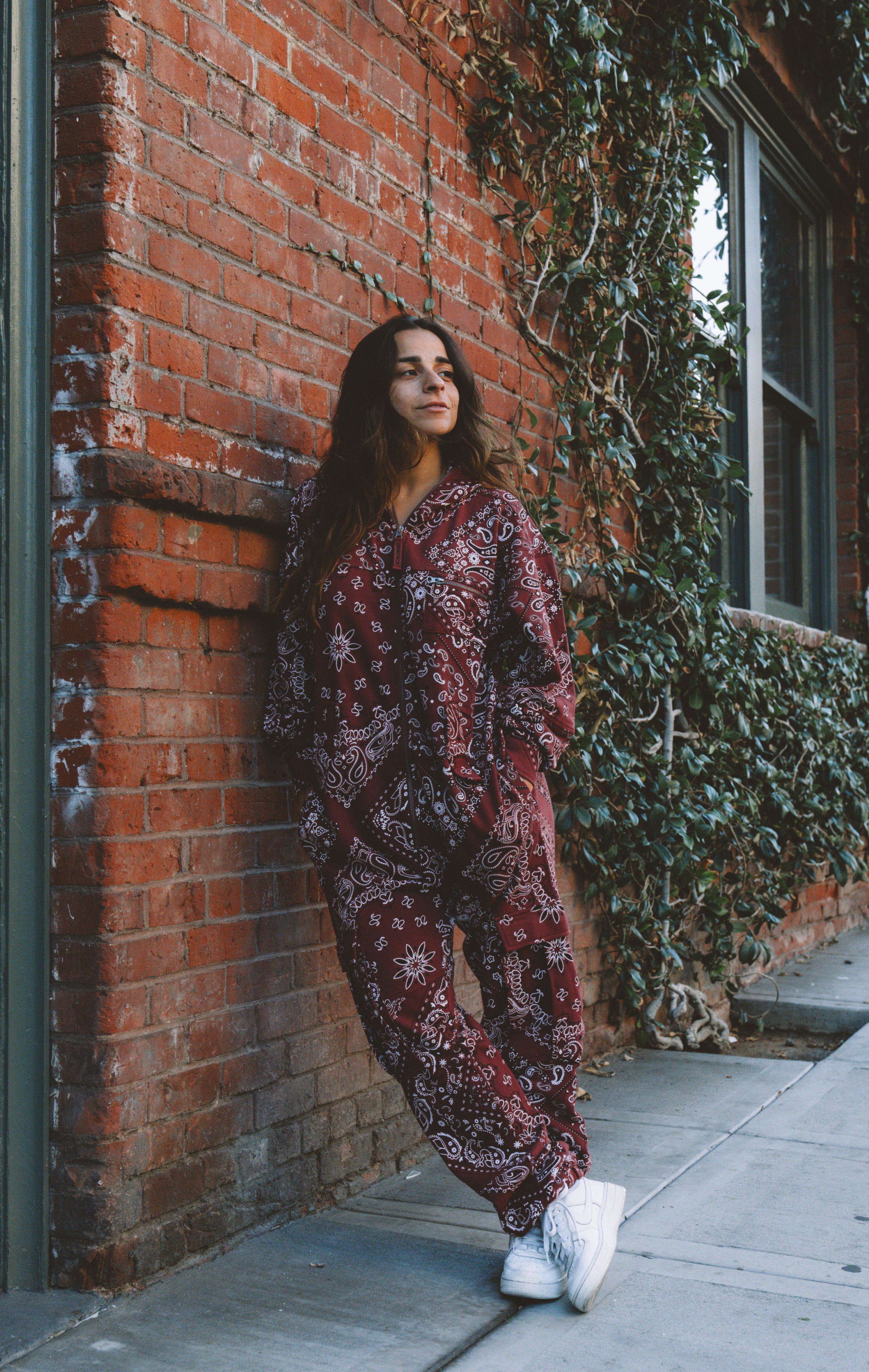 onepiece-cargo-baggy-paisley-jumpsuit-rot-damen-overall image 7