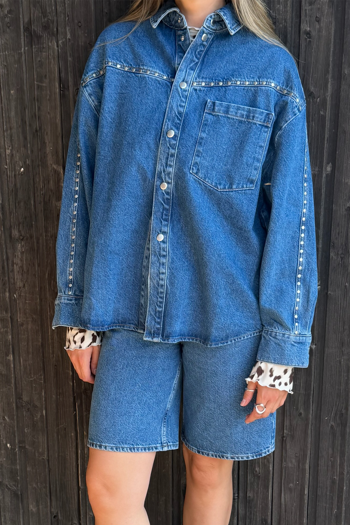 oh-april-vivian-denim-shirt-mid-blue-oversized-baumwolle image 2
