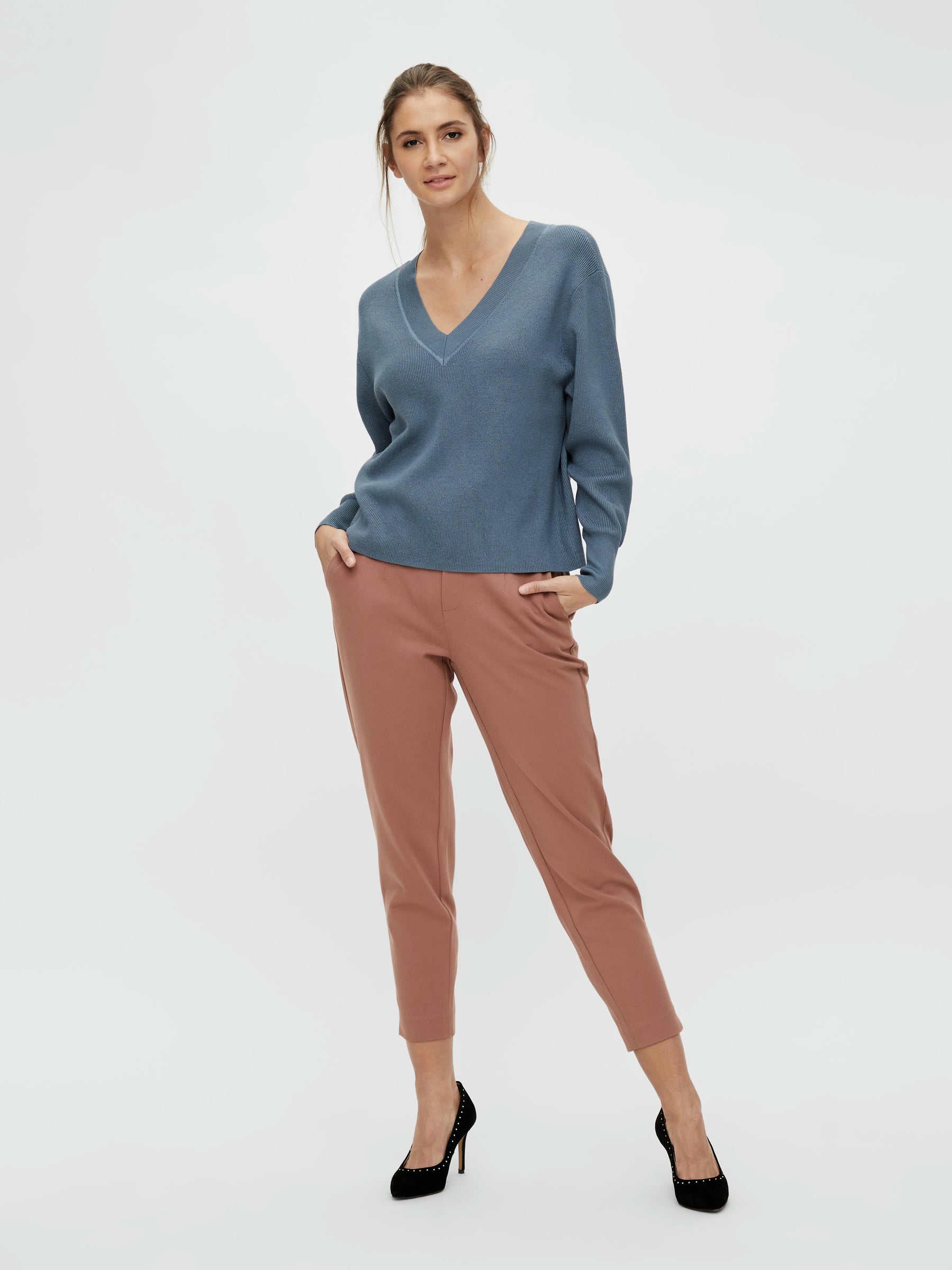 object-objlisa-hose-slim-fit-cropped-stretch image 4