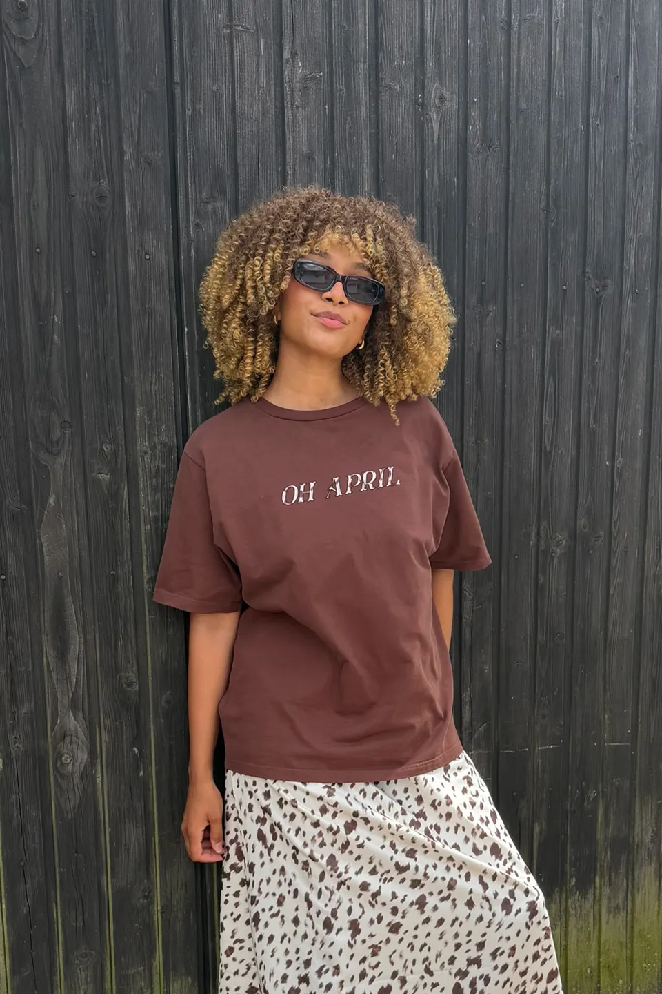 oh-april-bf-t-shirt-cow-dark-brown-baumwolle-oversized image 1