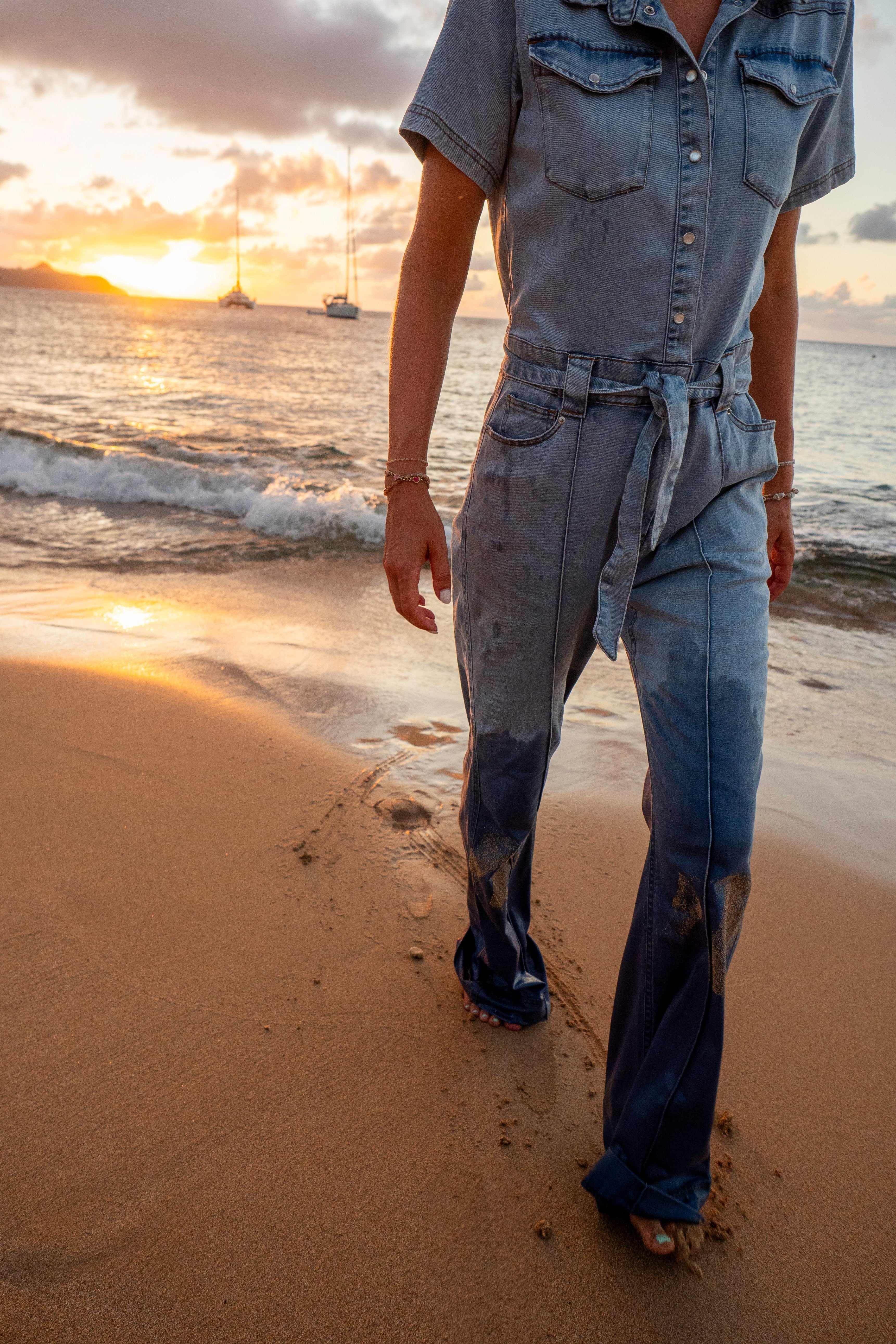onepiece-light-chambray-flared-jumpsuit-overall-hellblau image 4
