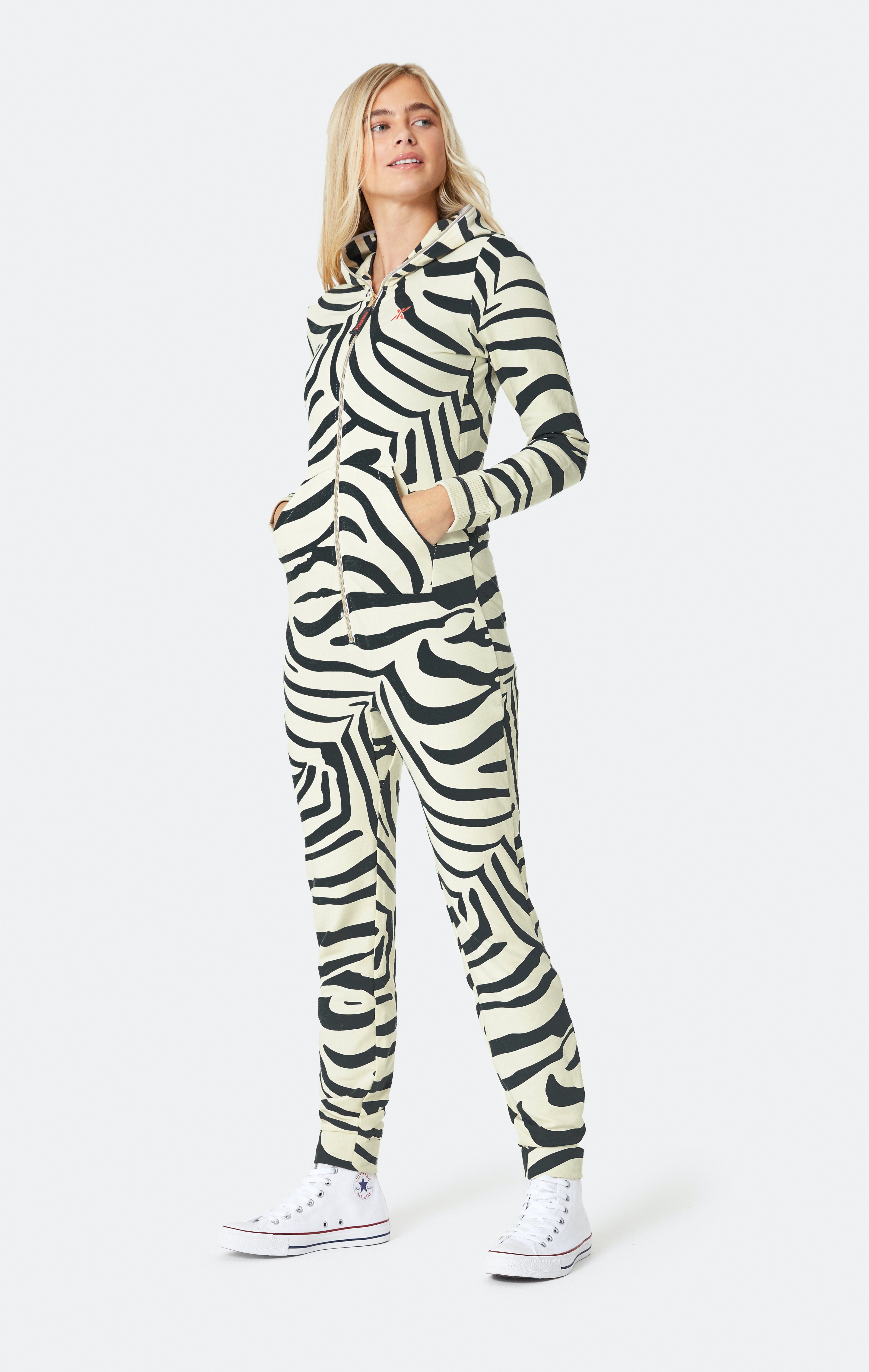 onepiece-zebra-fitted-jumpsuit-overall-off-white-print image 3