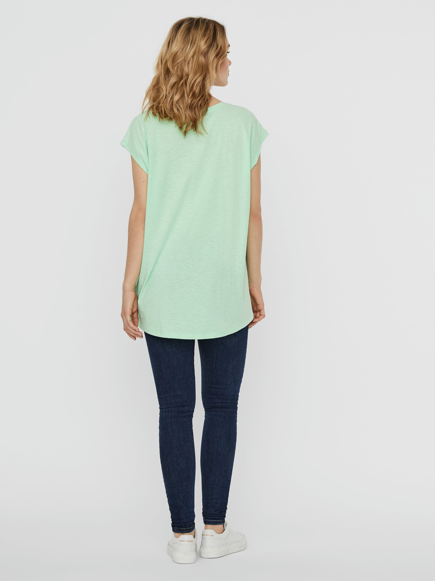 noisy-may-tops-t-shirts-camiseta-t-shirt-damen-locker image 3
