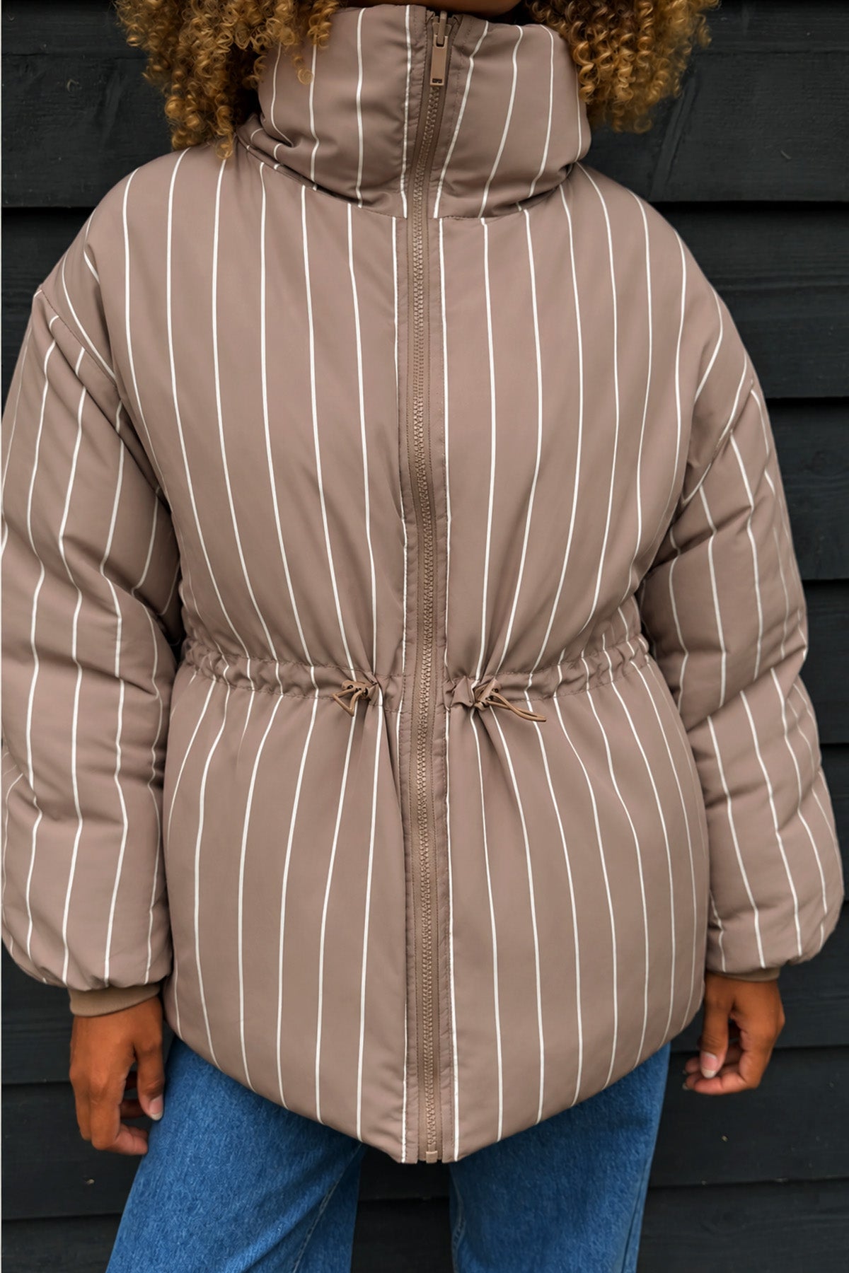 oh-april-puffer-jacket-wendbar-taupe-recycelt image 1
