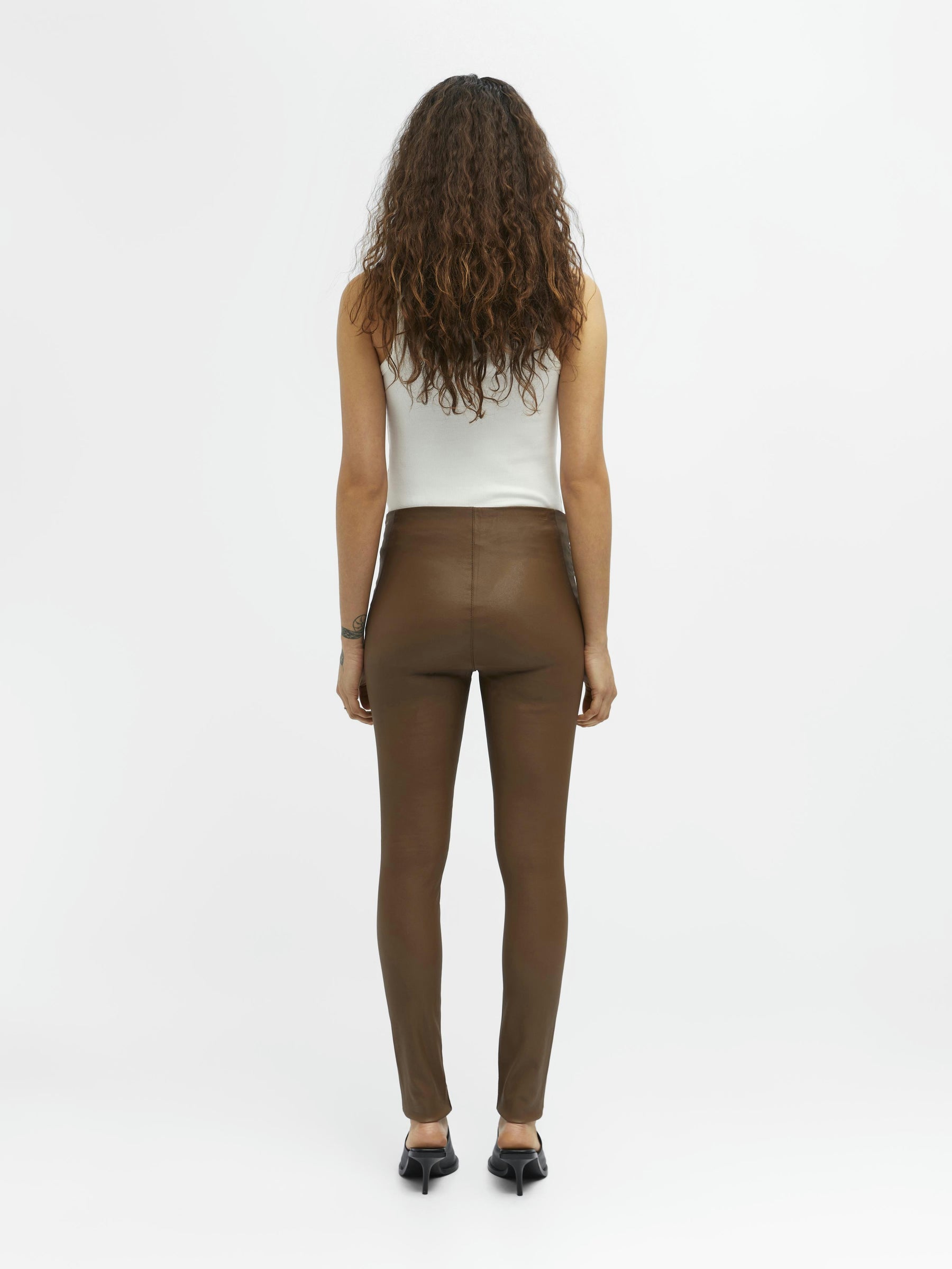 object-coated-leggings-glitzer-mid-waist-slim image 3