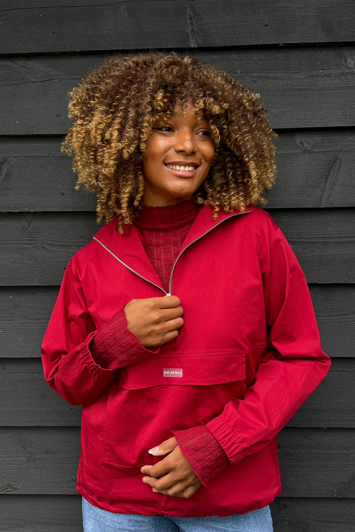 oh-april-windbreaker-jacke-cherry-red-mit-kordelzug image 1