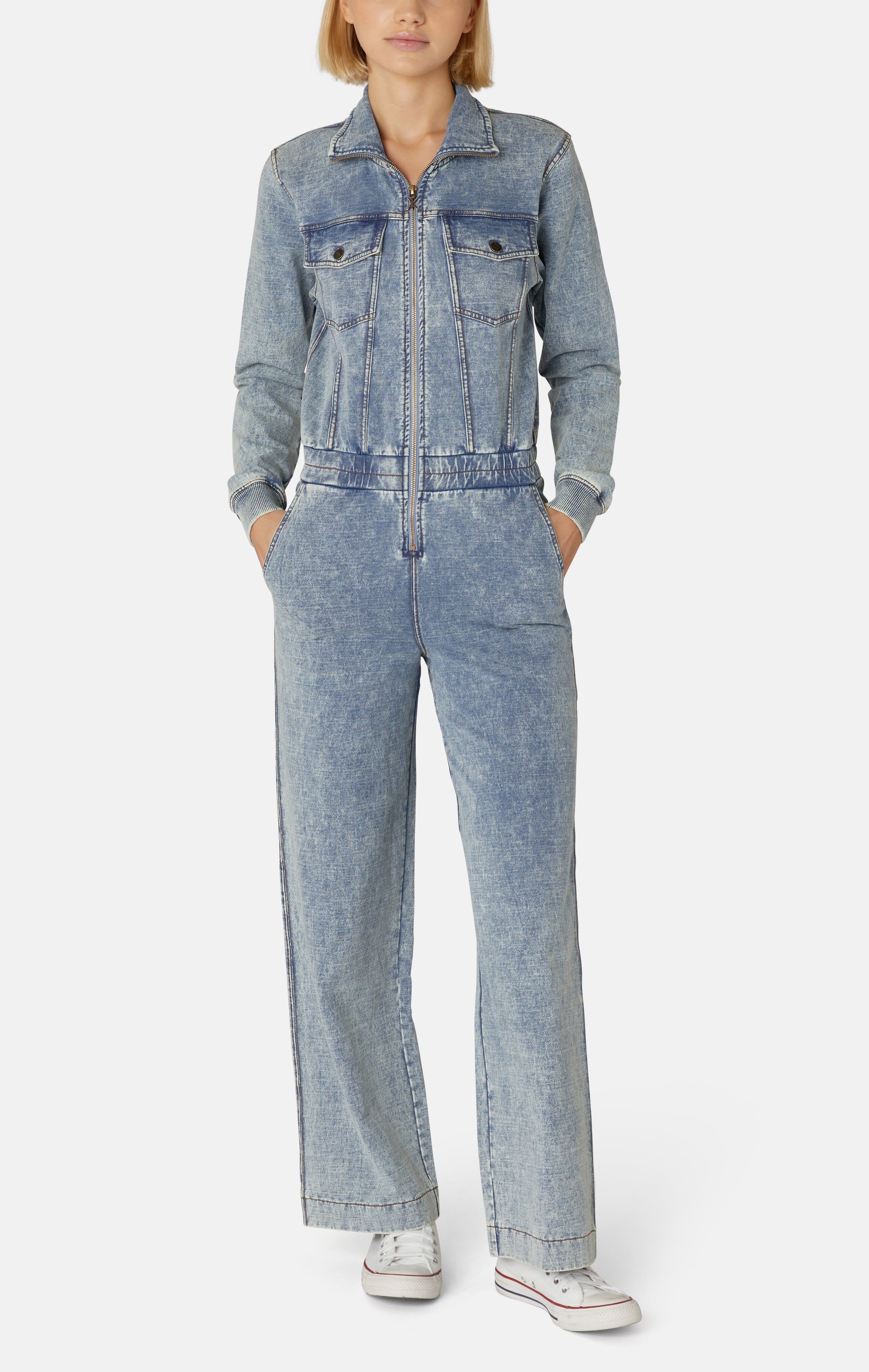 onepiece-denim-loose-female-jumpsuit-overall-hellblau-stretch image 4