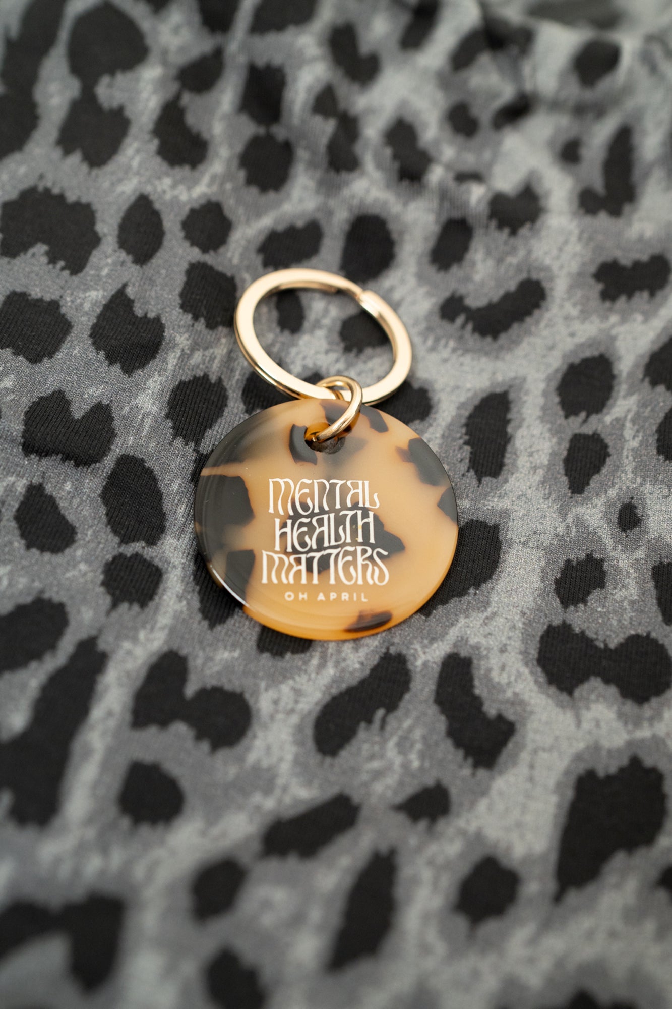 oh-april-mental-health-keyring-leo-schl-sselanh-nger-leo-gold-acetat image 2