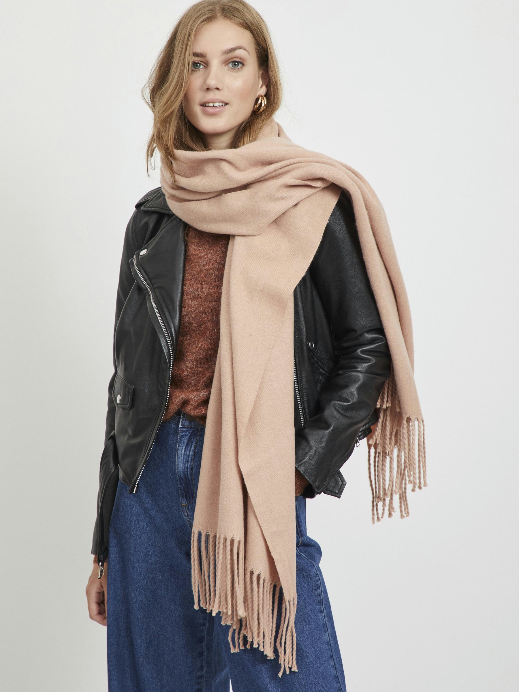 object-accessories-bufanda-wollschal-mit-fransen-200-x-70-cm image 3