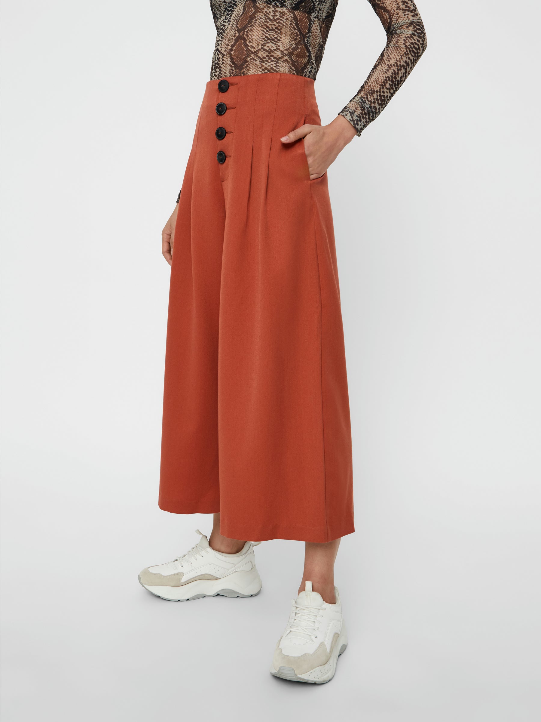 noisy-may-trousers-cropped-hose-high-waist-weit image 3