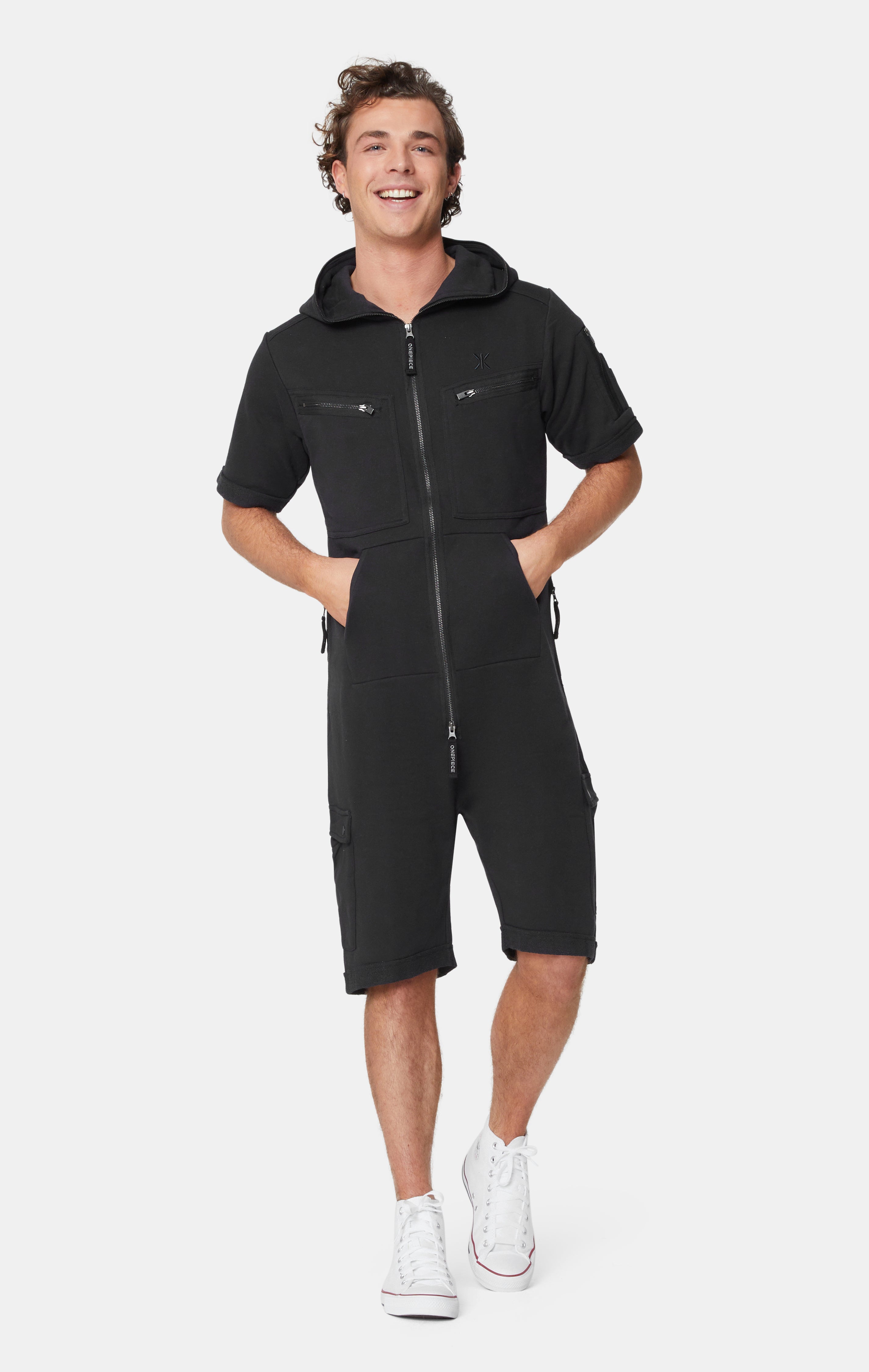 onepiece-cargo-short-jumpsuit-overall-schwarz-taschen image 5