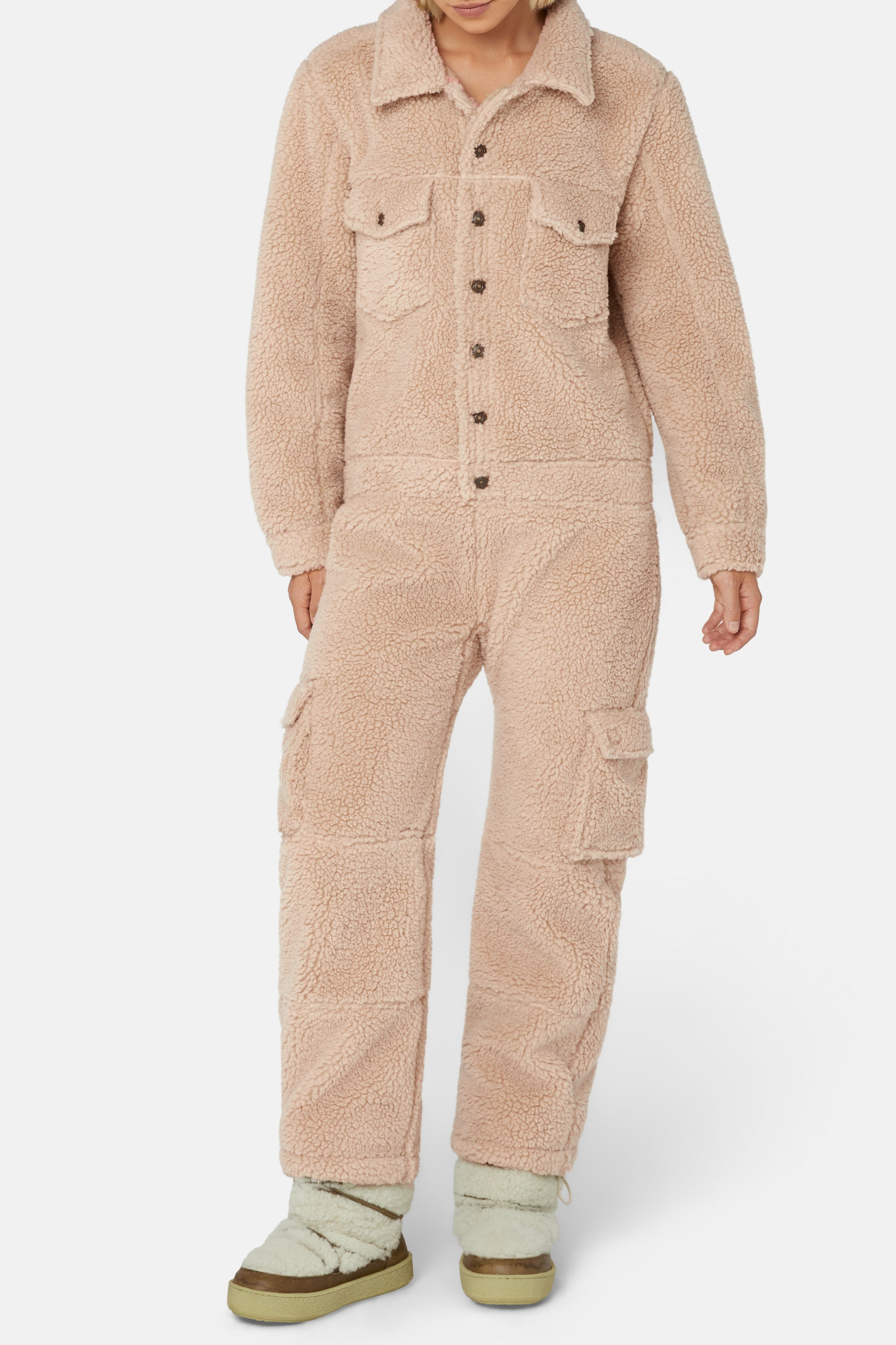 onepiece-bear-with-me-jumpsuit-overall-light-beige-teddy image 2