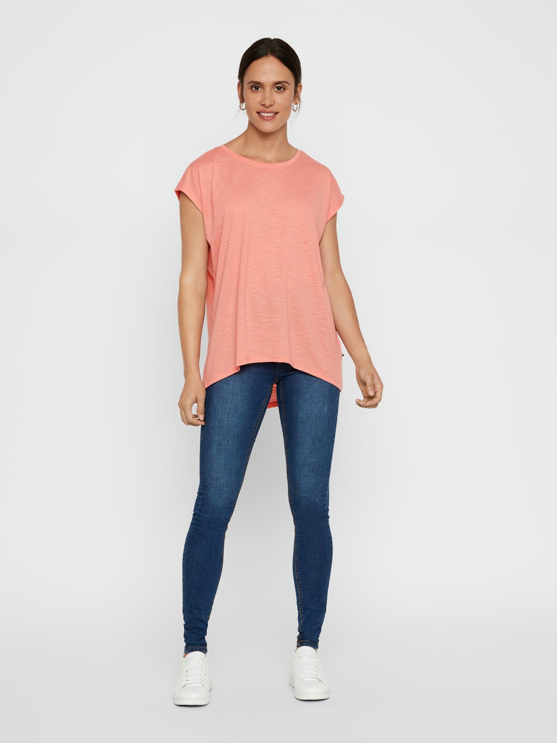 noisy-may-oversized-t-shirt-damen-basic-rundhals-65cm image 4