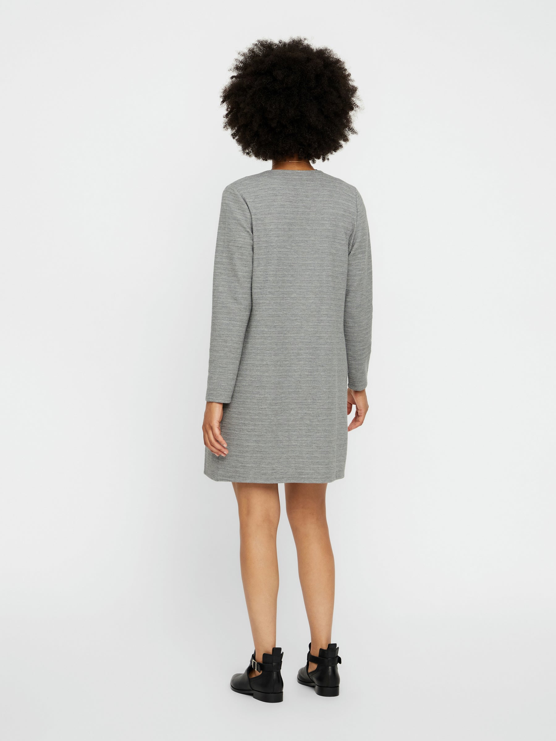 noisy-may-jumpers-langer-cardigan-strickjacke-rundhals-4 image 3