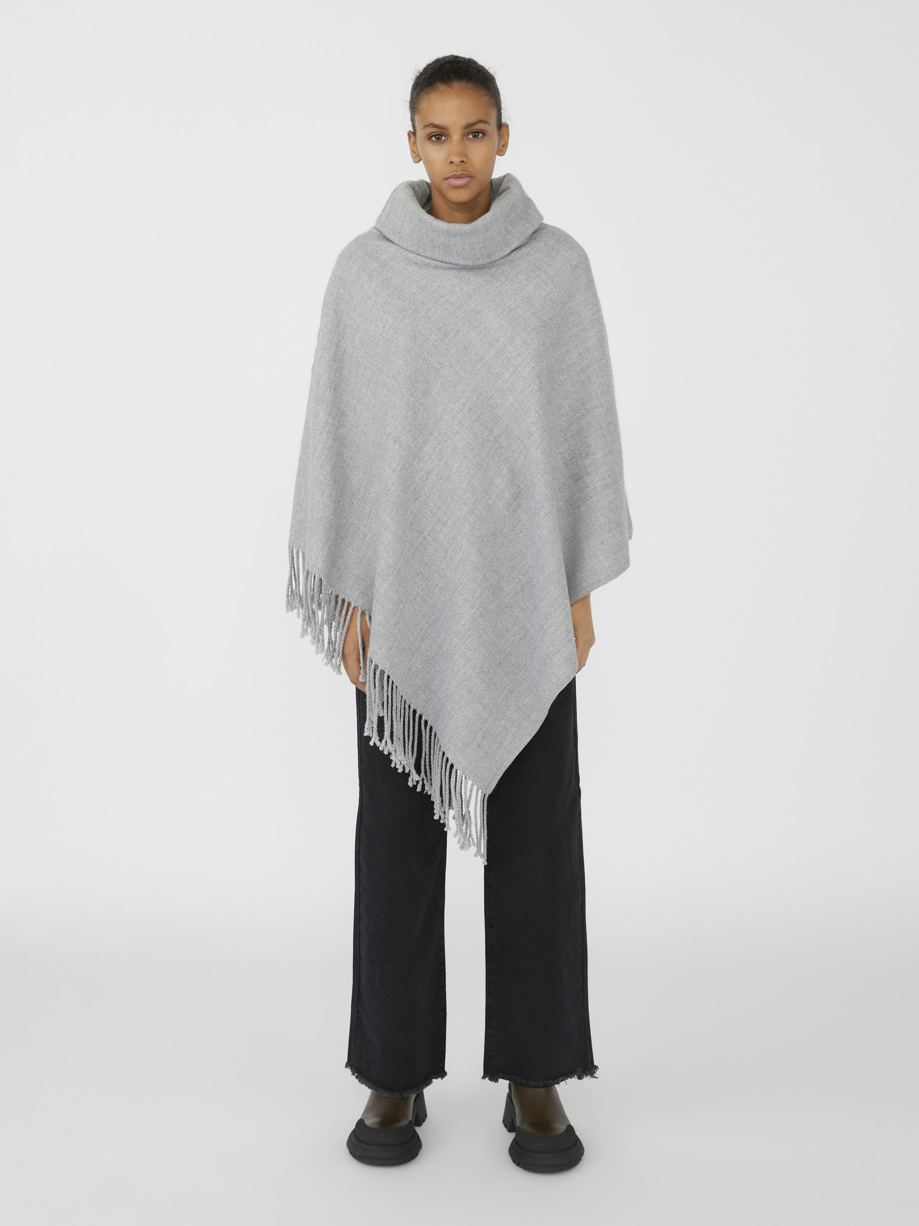 object-poncho-rollkragen-damen-wolle-90cm image 5