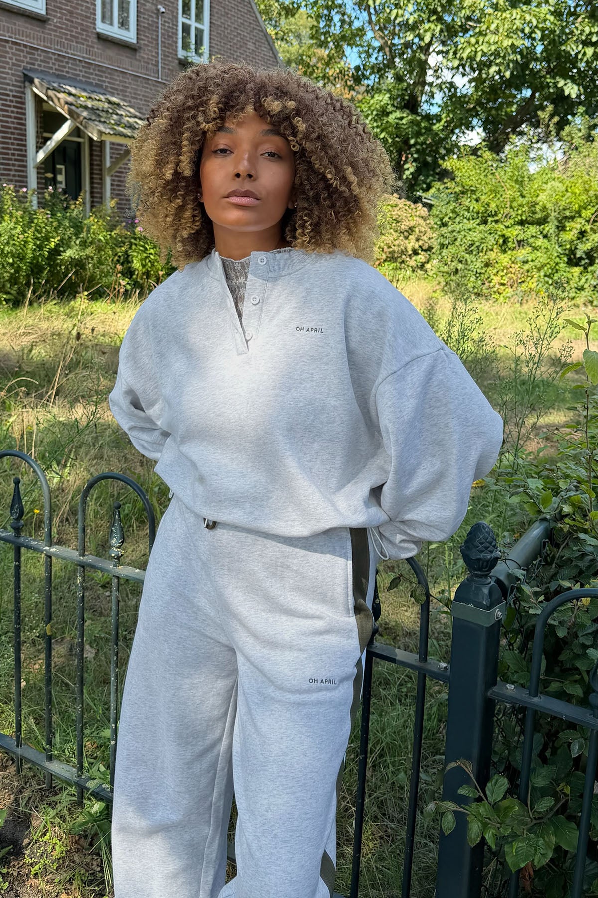oh-april-kael-sweatpants-hose-grey-melange-baumwolle image 5