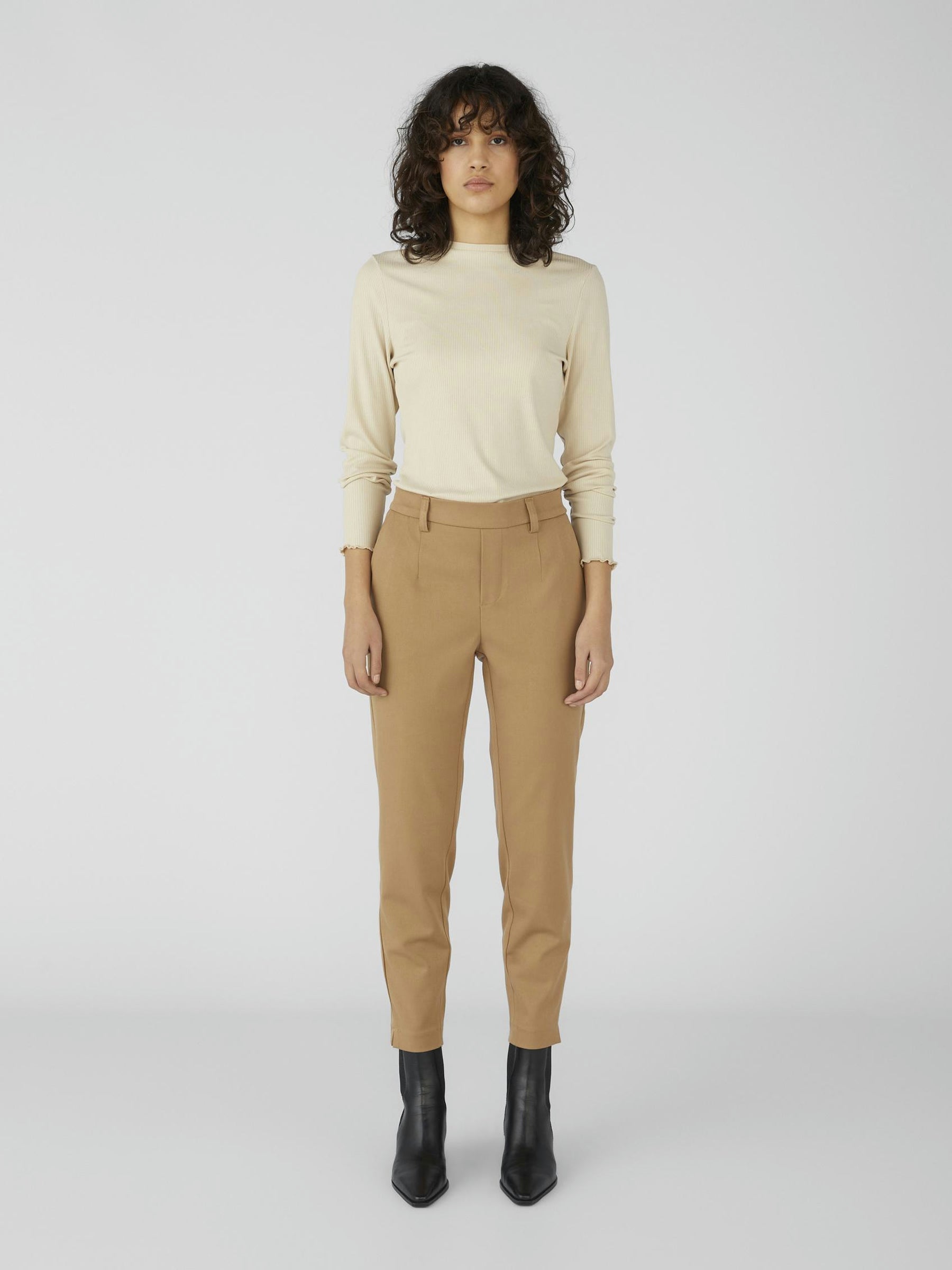 object-objlisa-hose-slim-fit-cropped-mid-waist image 4