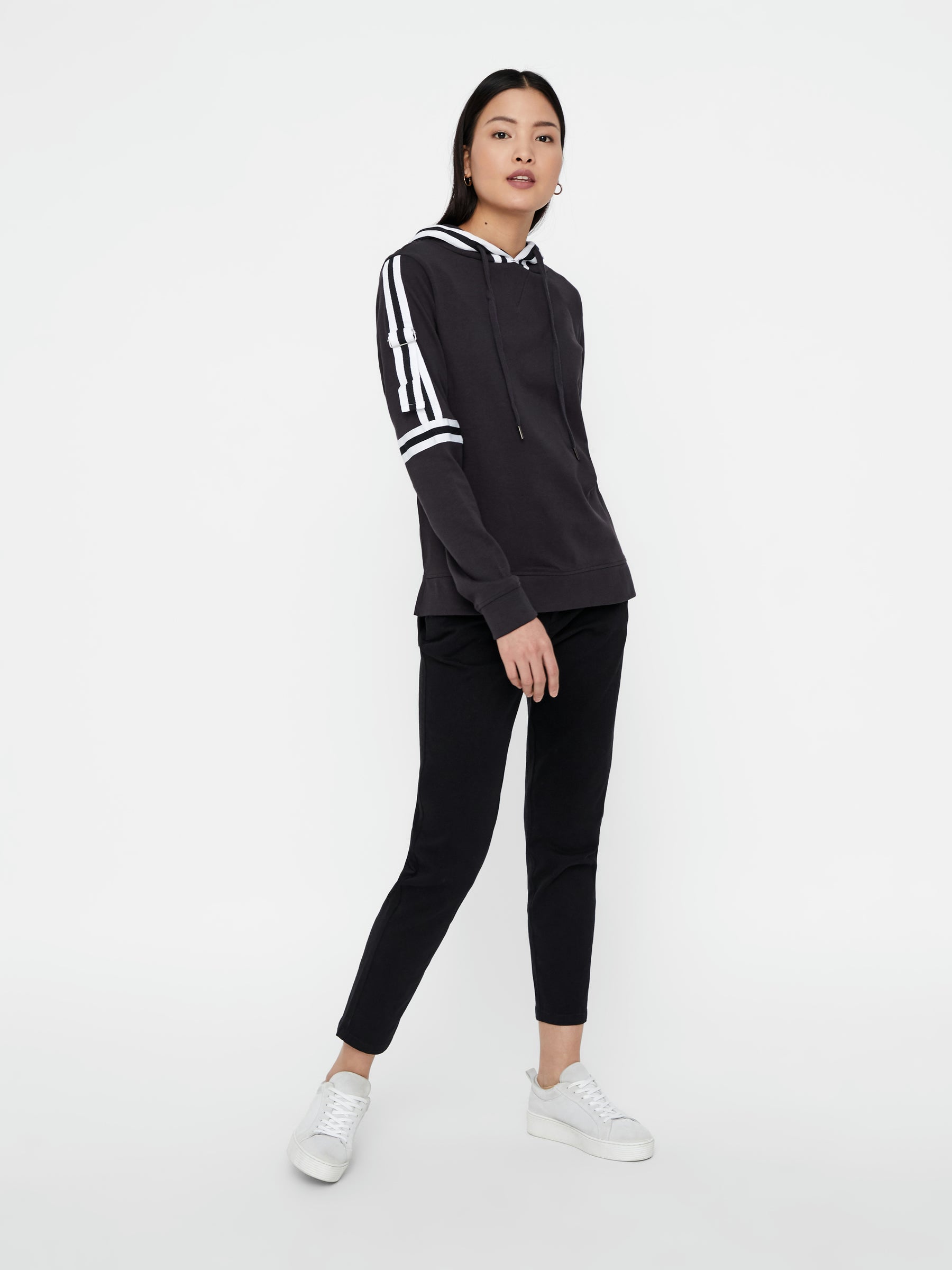 noisy-may-hoodie-damen-mit-kapuze-kordelzug-sweatshirt image 4