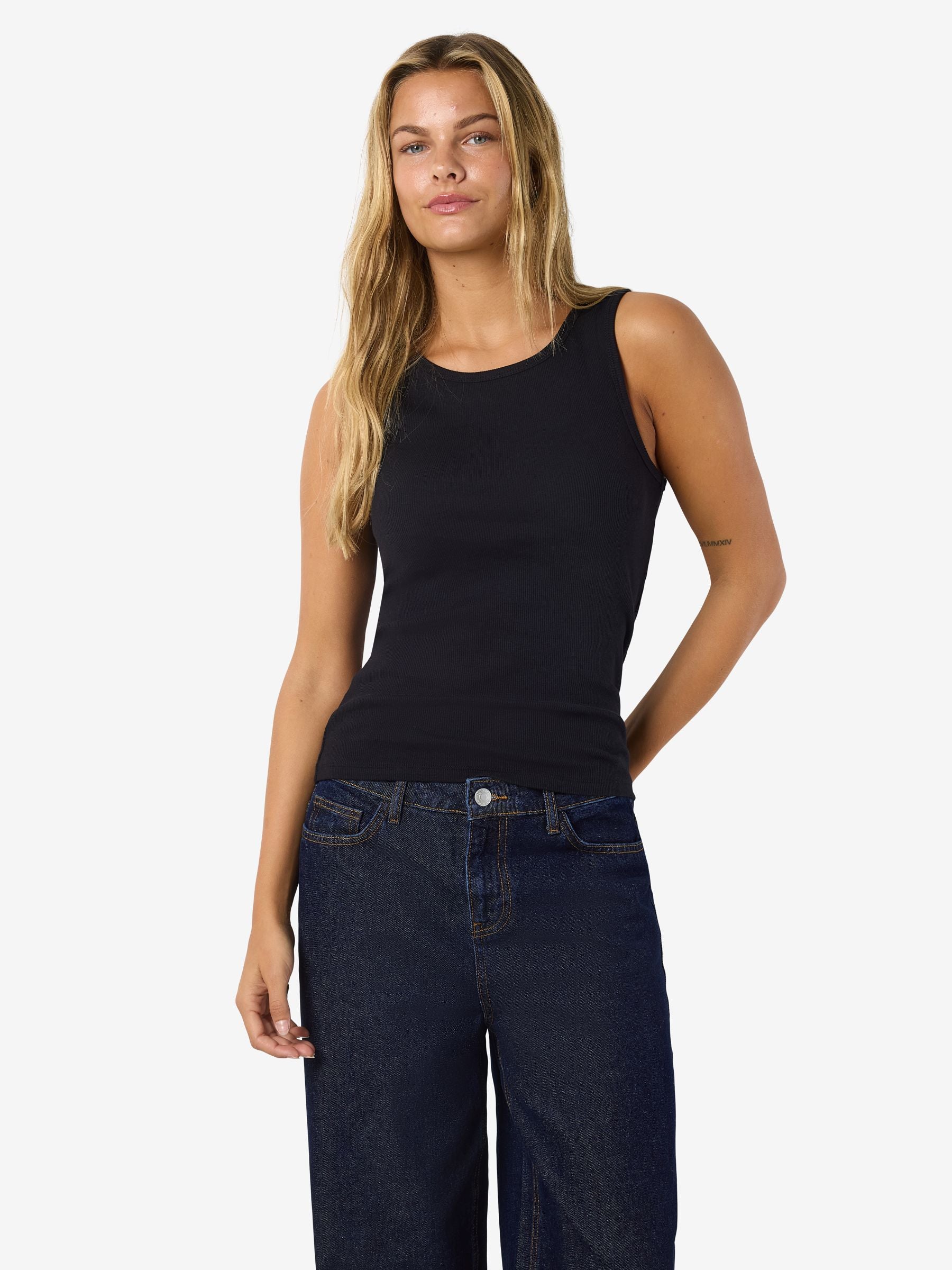 noisy-may-tops-tr-gertop-u-ausschnitt-ripp-slim-fit image 6