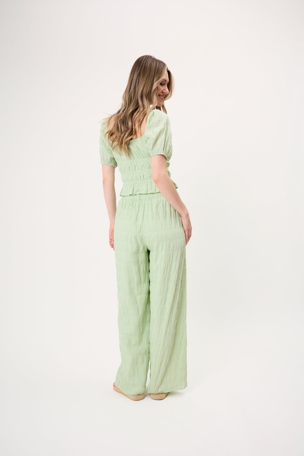 oh-april-noemi-blouse-mint-green-baumwolle-schleifen image 8
