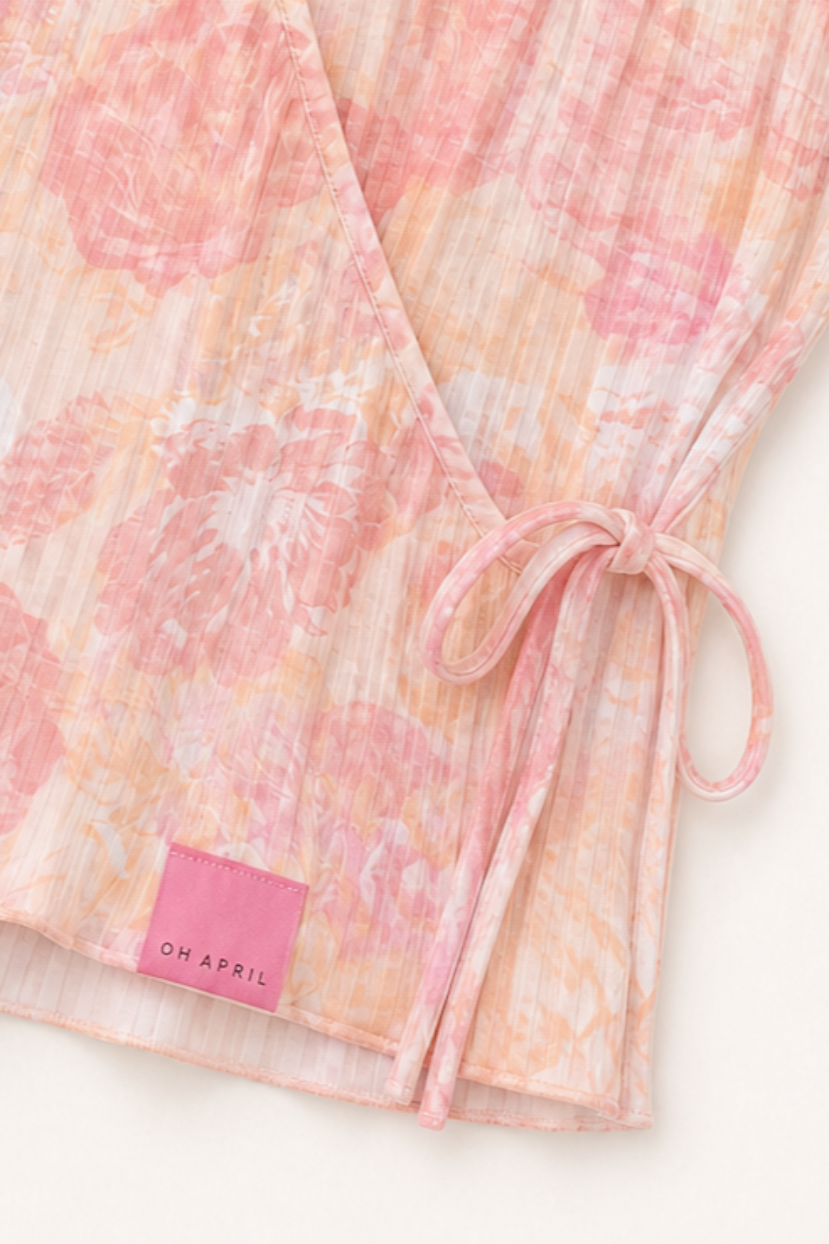 oh-april-solin-plissee-top-soft-floral-wickel-optik image 5