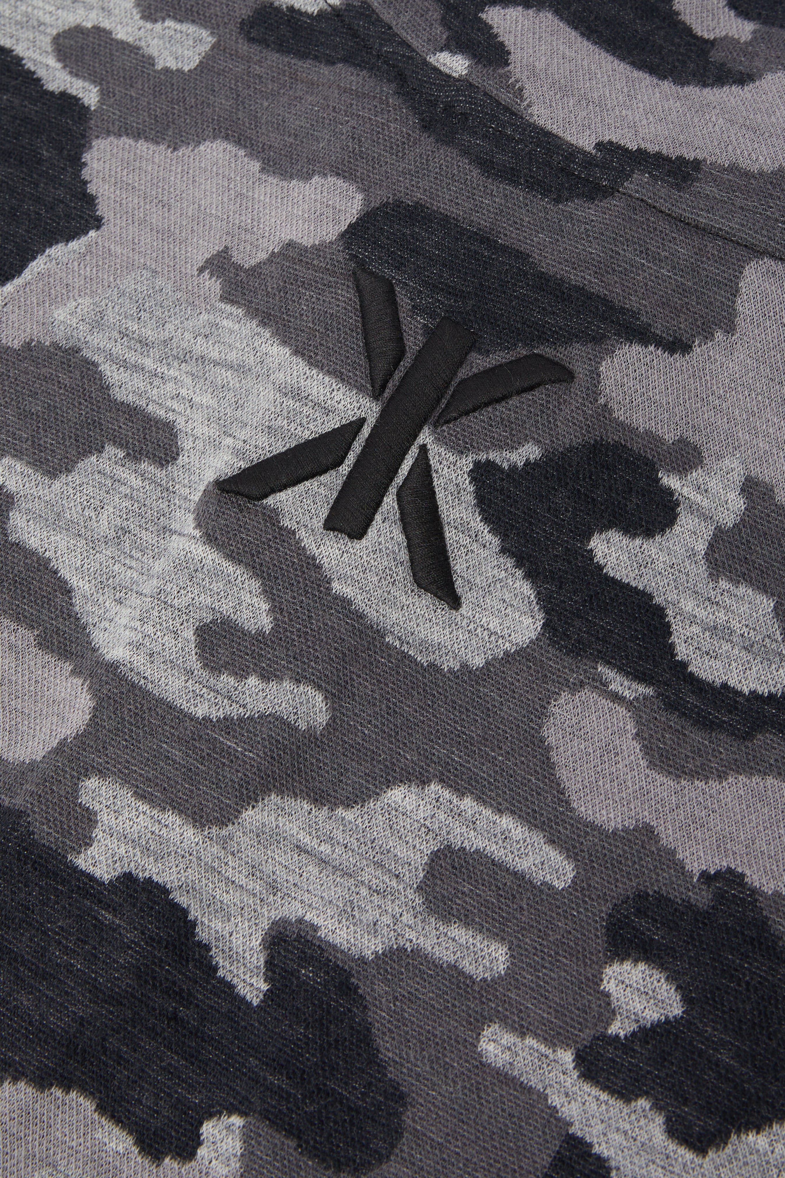 onepiece-baselayer-unisex-camo-jumpsuit-overall-grau-merino image 4