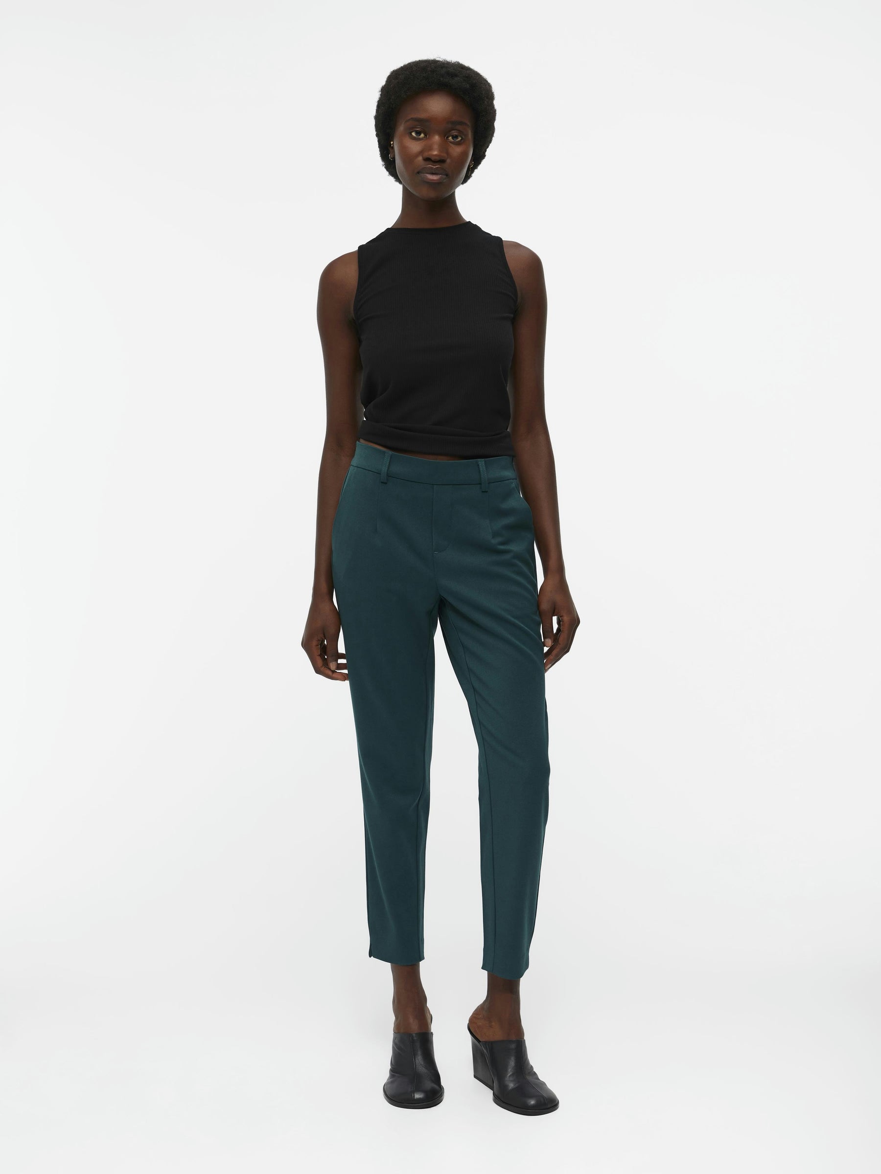 object-objlisa-slim-cropped-hose-damen-mid-waist-4 image 4