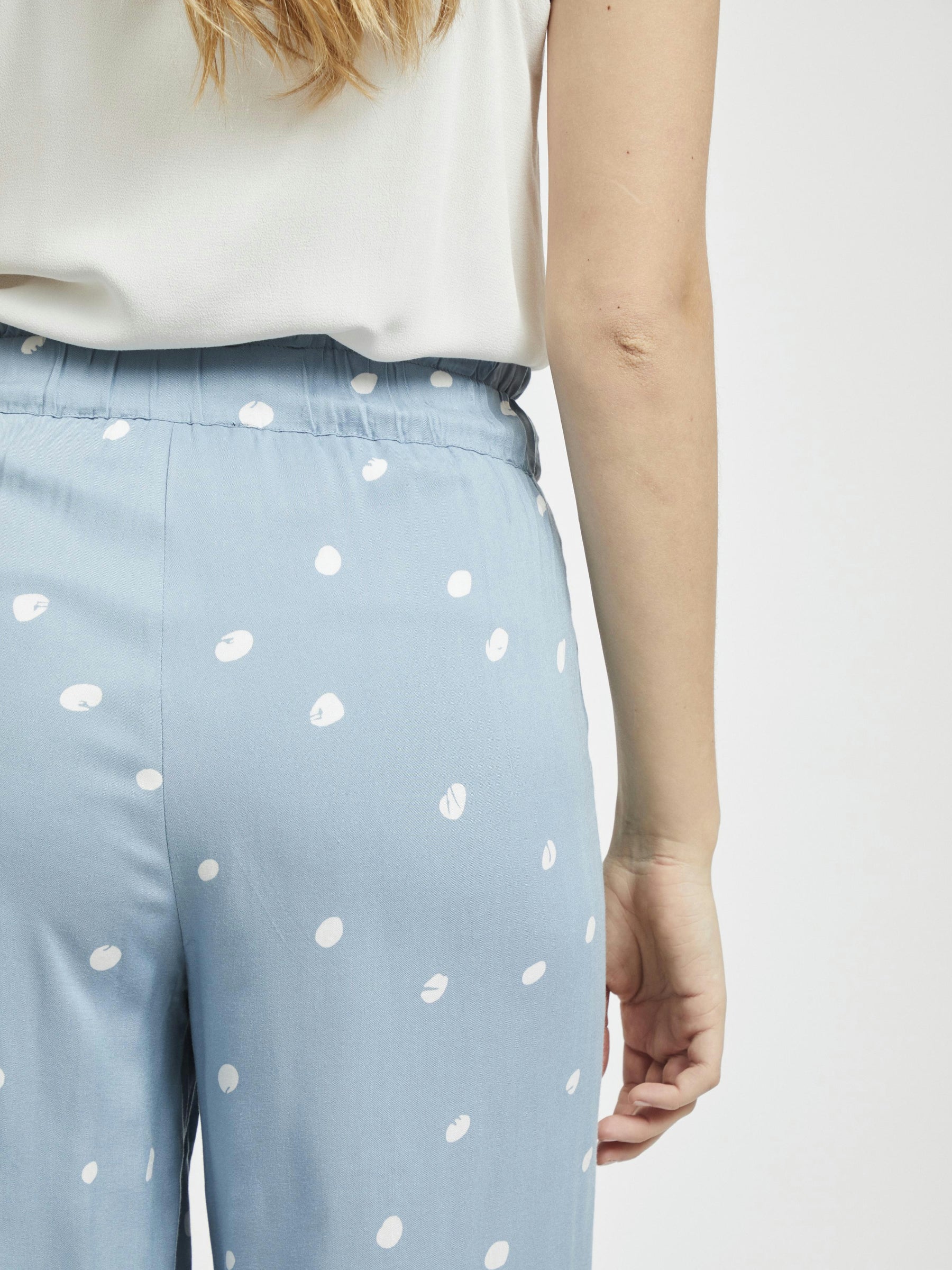 object-high-waist-hose-weit-gepunktet-lose image 6