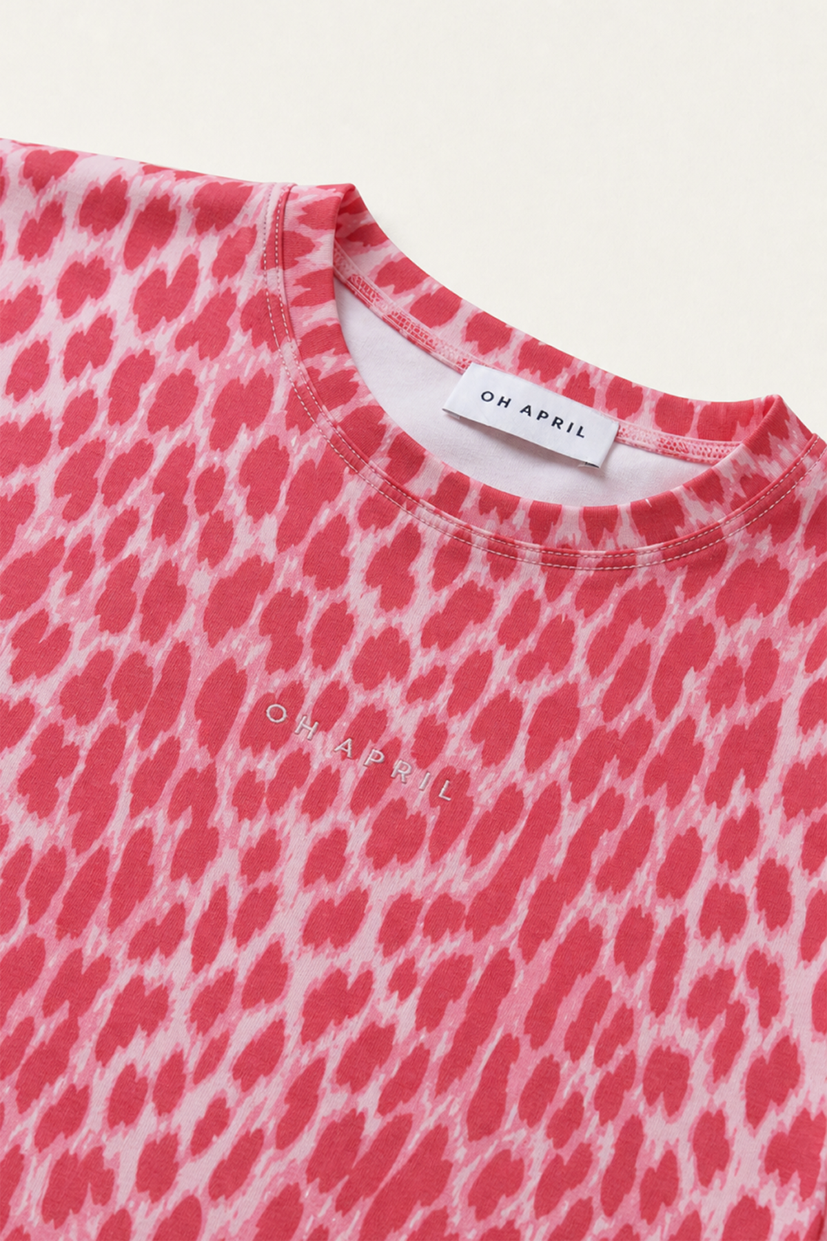oh-april-joy-slim-fit-t-shirt-leo-raspberry-lyocell image 4
