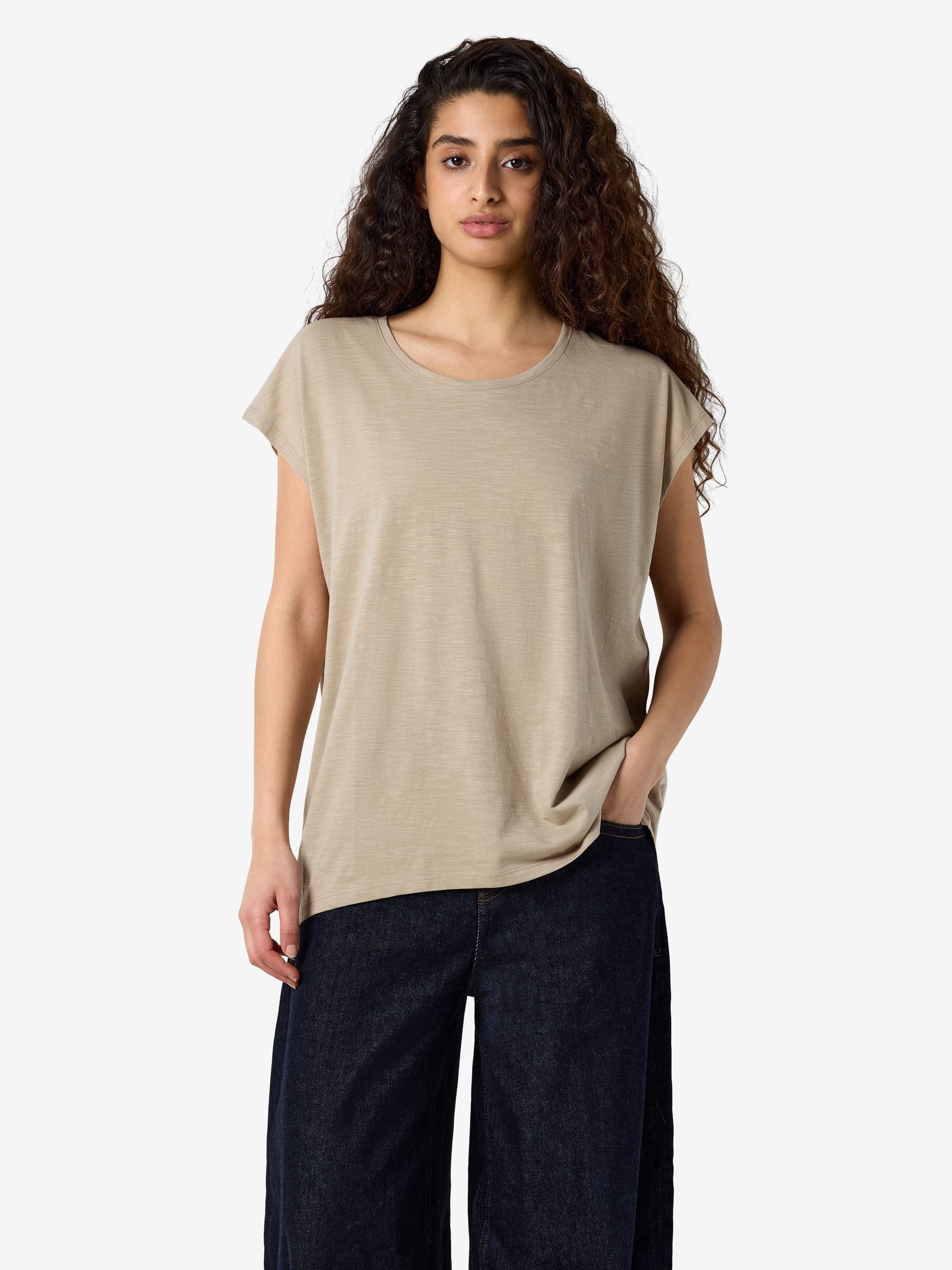noisy-may-mathilde-t-shirt-damen-oversize-bio-baumwolle-2 image 3